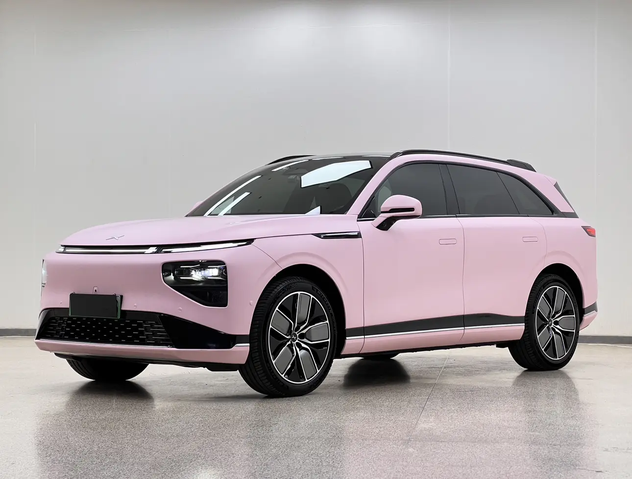 Xpeng G9
