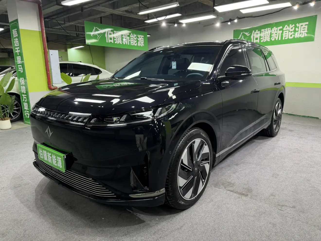 Dongfeng Eπ008