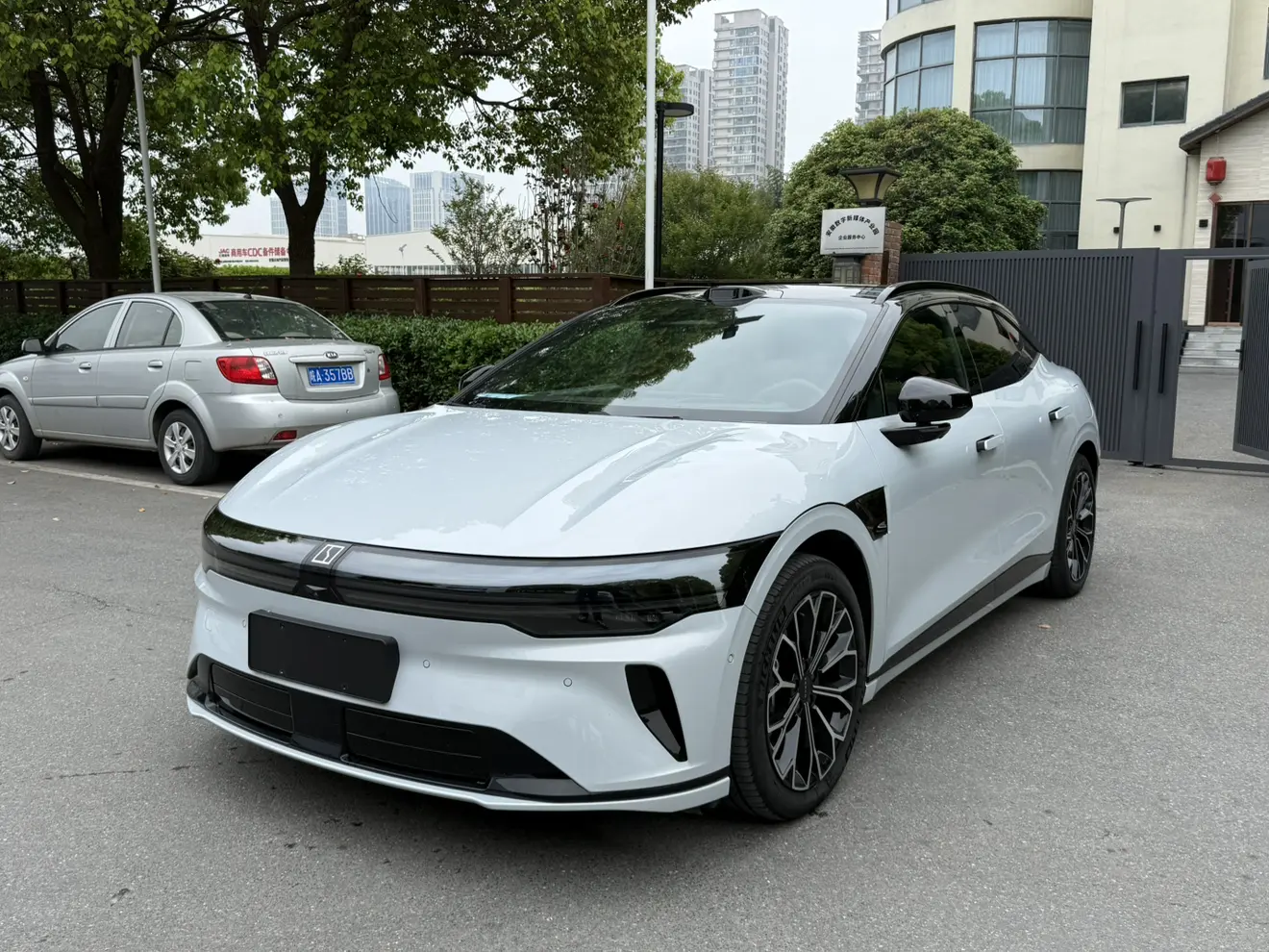 ZEEKR 007GT