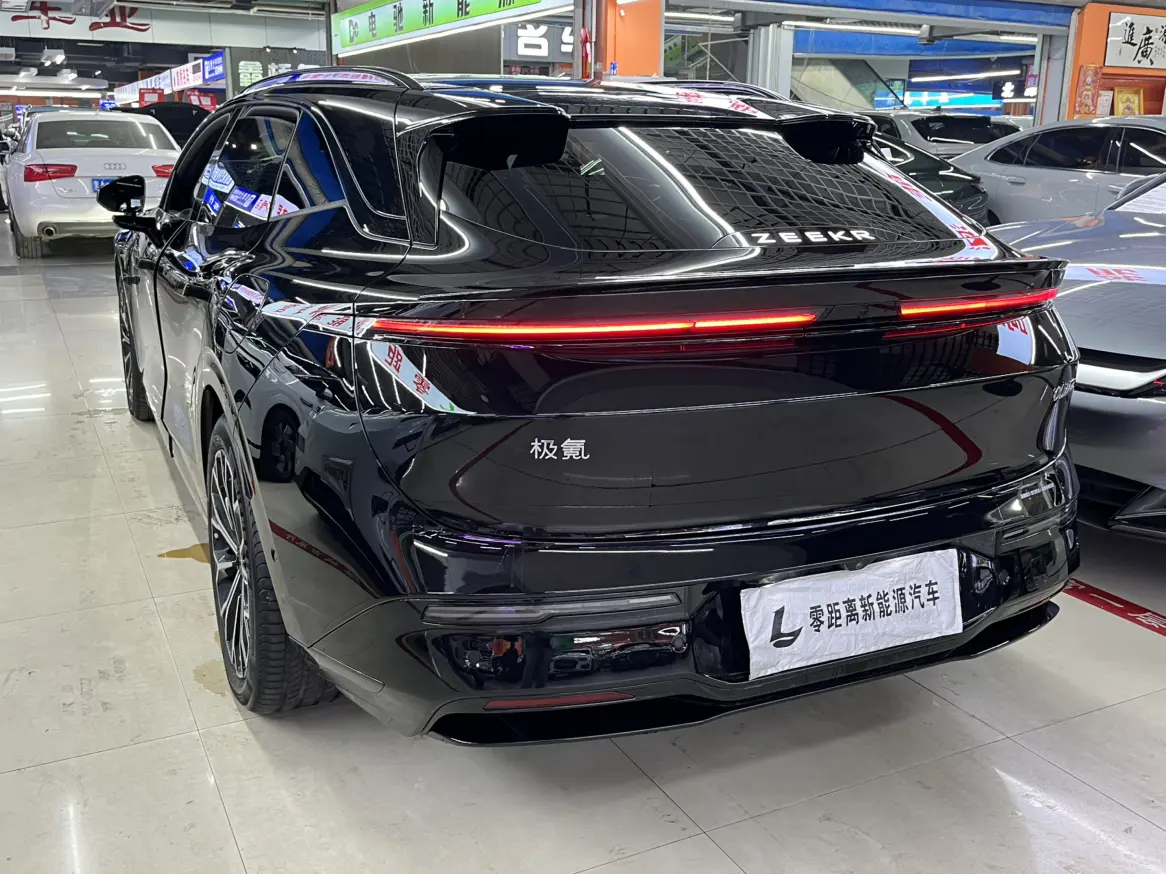 ZEEKR 007GT
