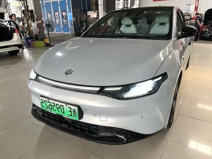Leapmotor Zero running C01