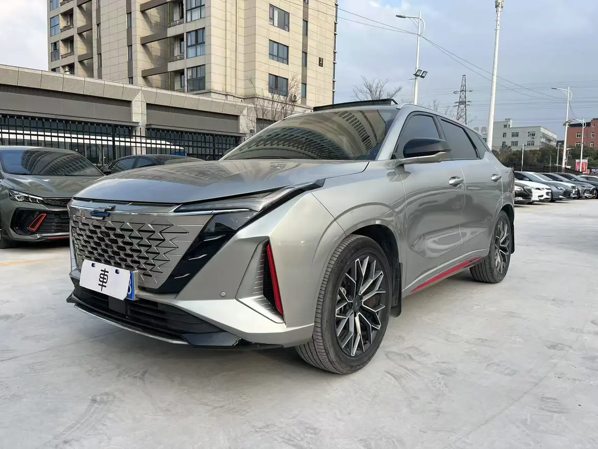Oshan Changan Auchan Z6