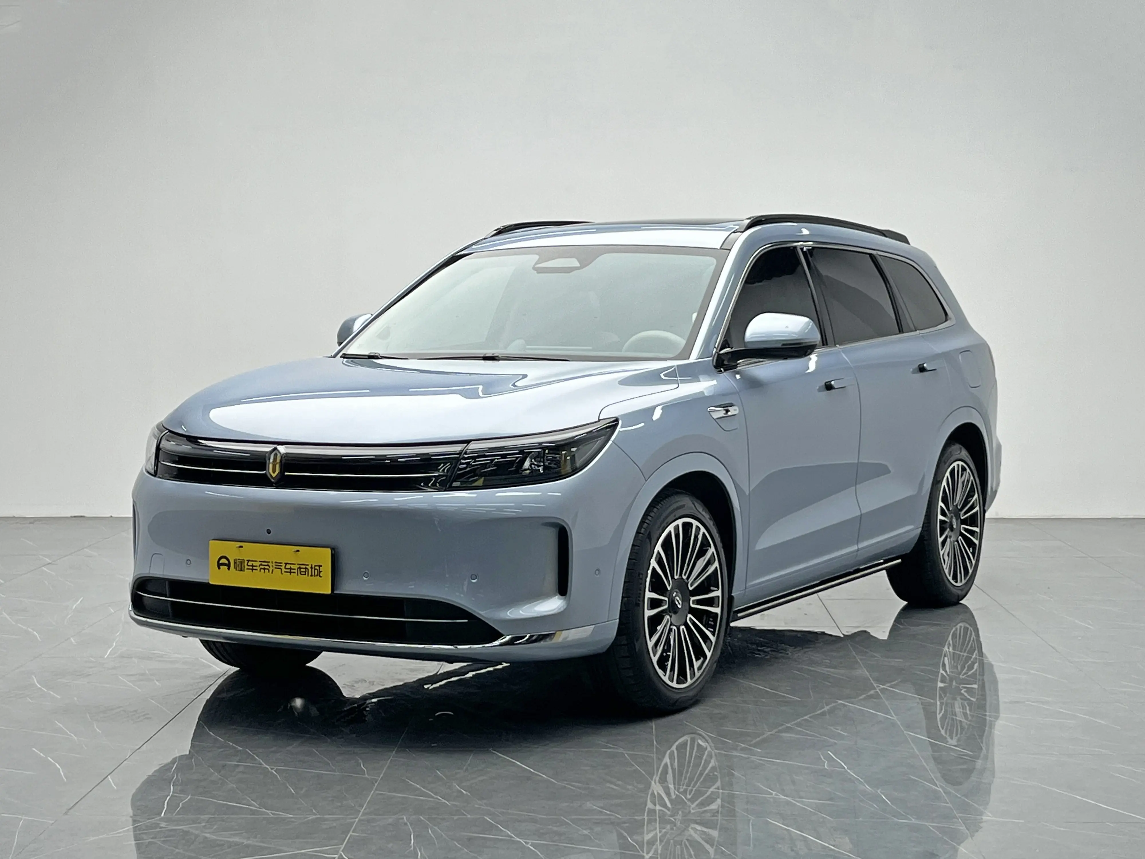 AITO M7