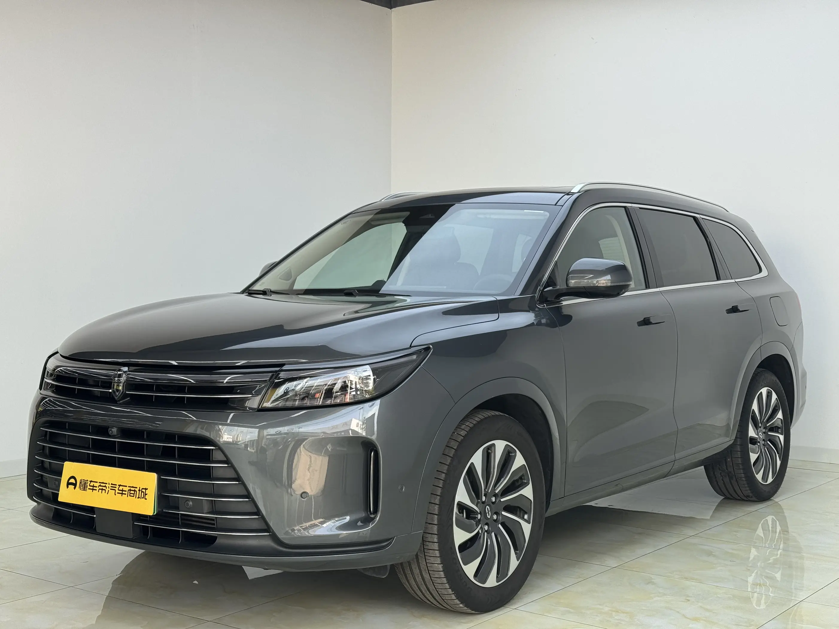 AITO M7