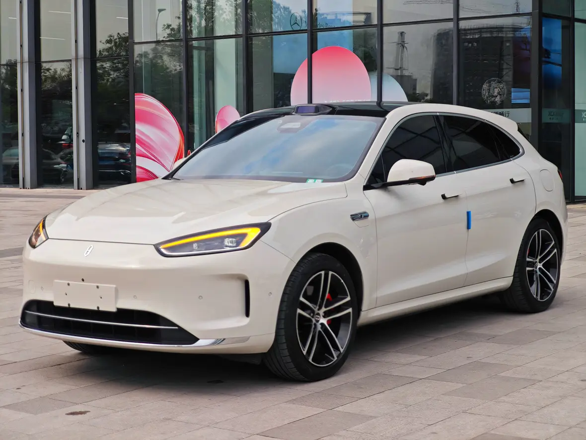 AITO M5