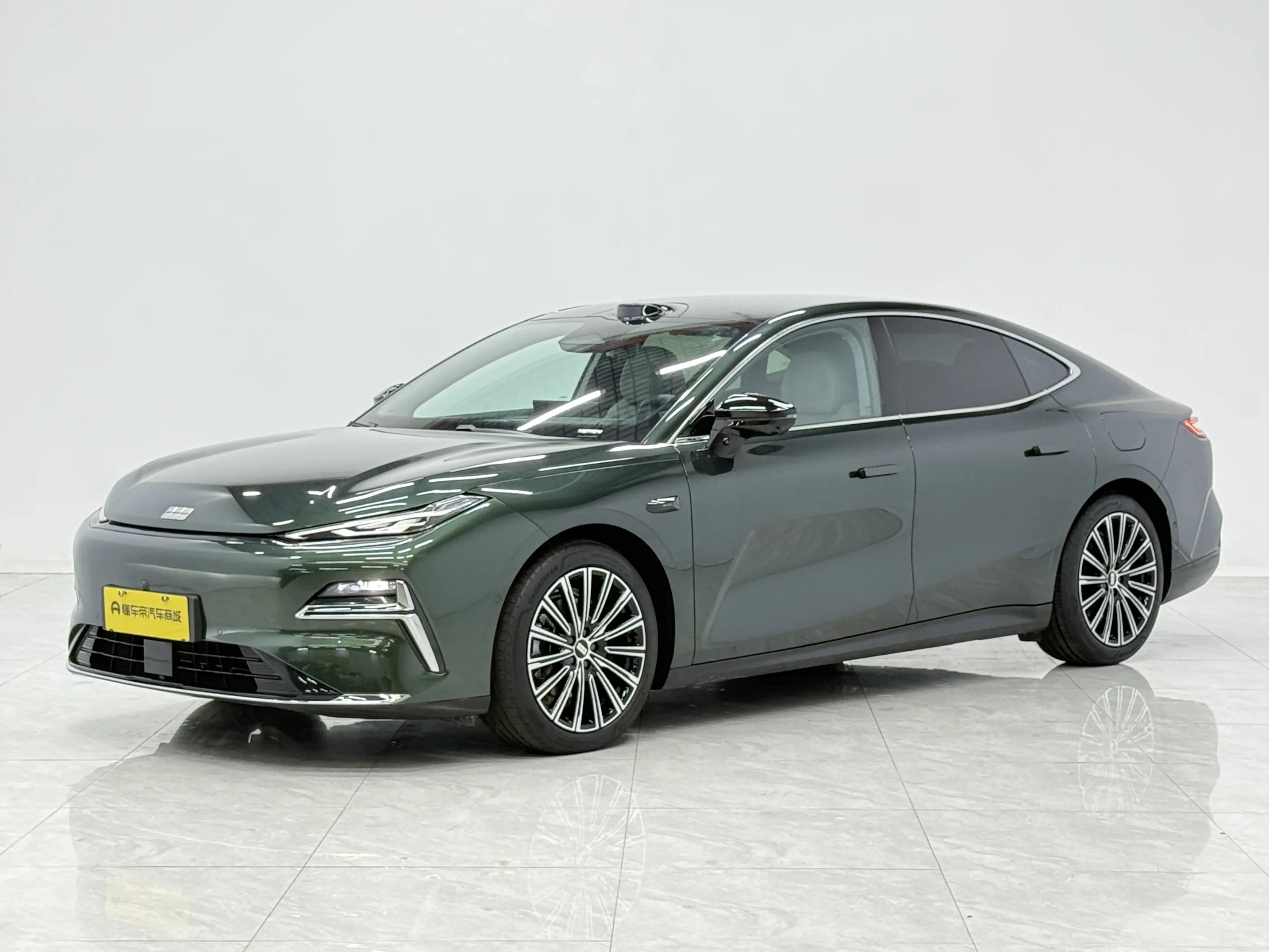 Geely Galaxy Star 8 PHEV