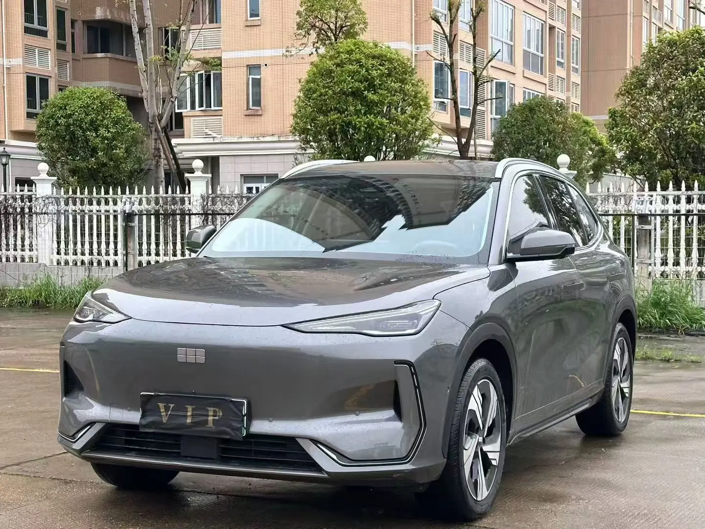 Geely Galaxy E5