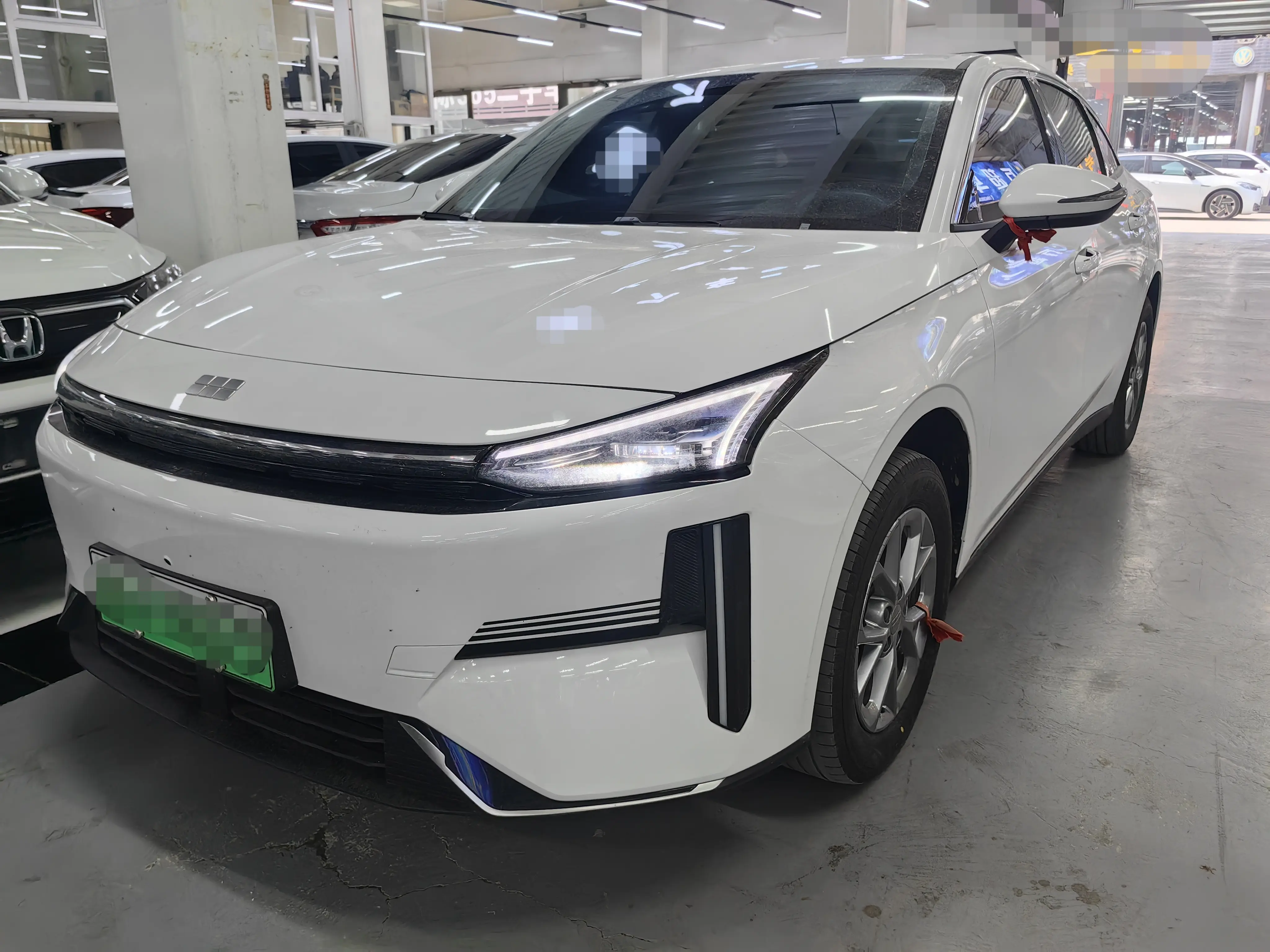 Geely Galaxy L6