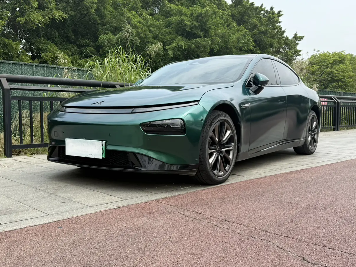 Xpeng P7