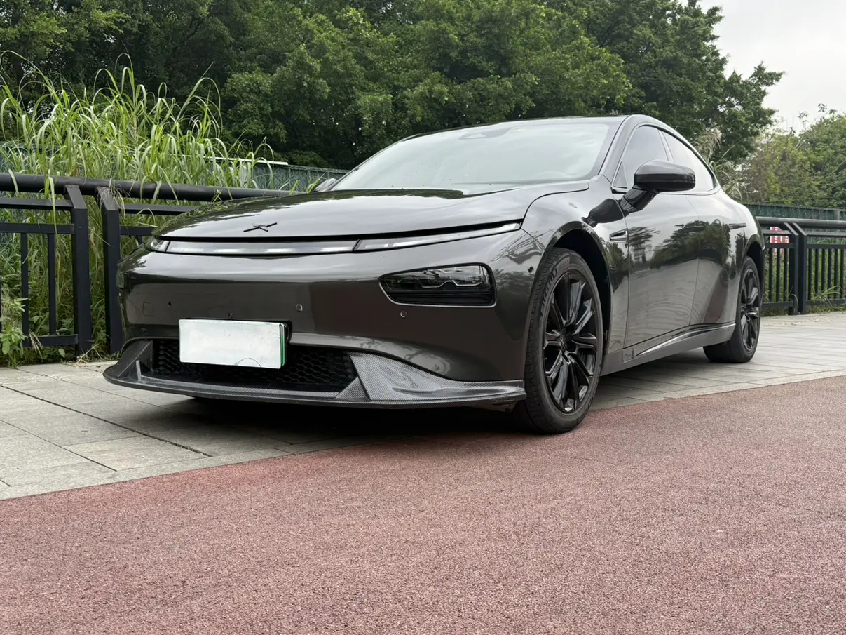 Xpeng P7