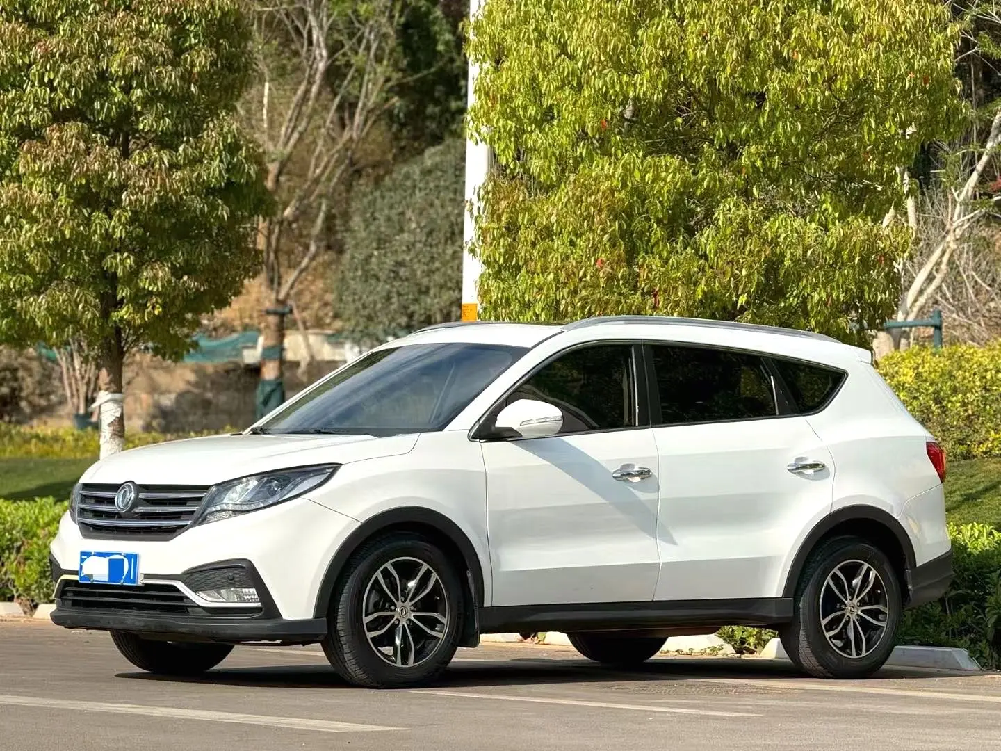 Dongfeng Fengon 580