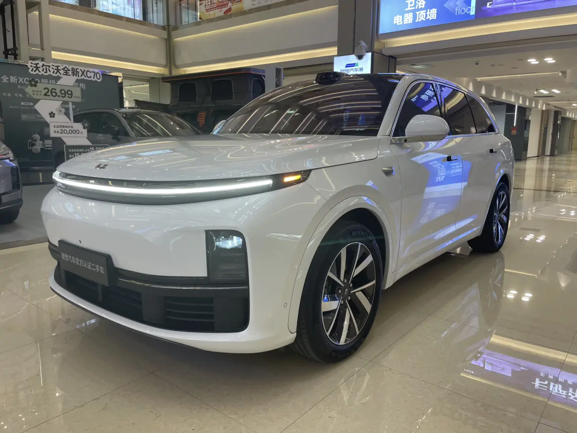 Lixiang L7