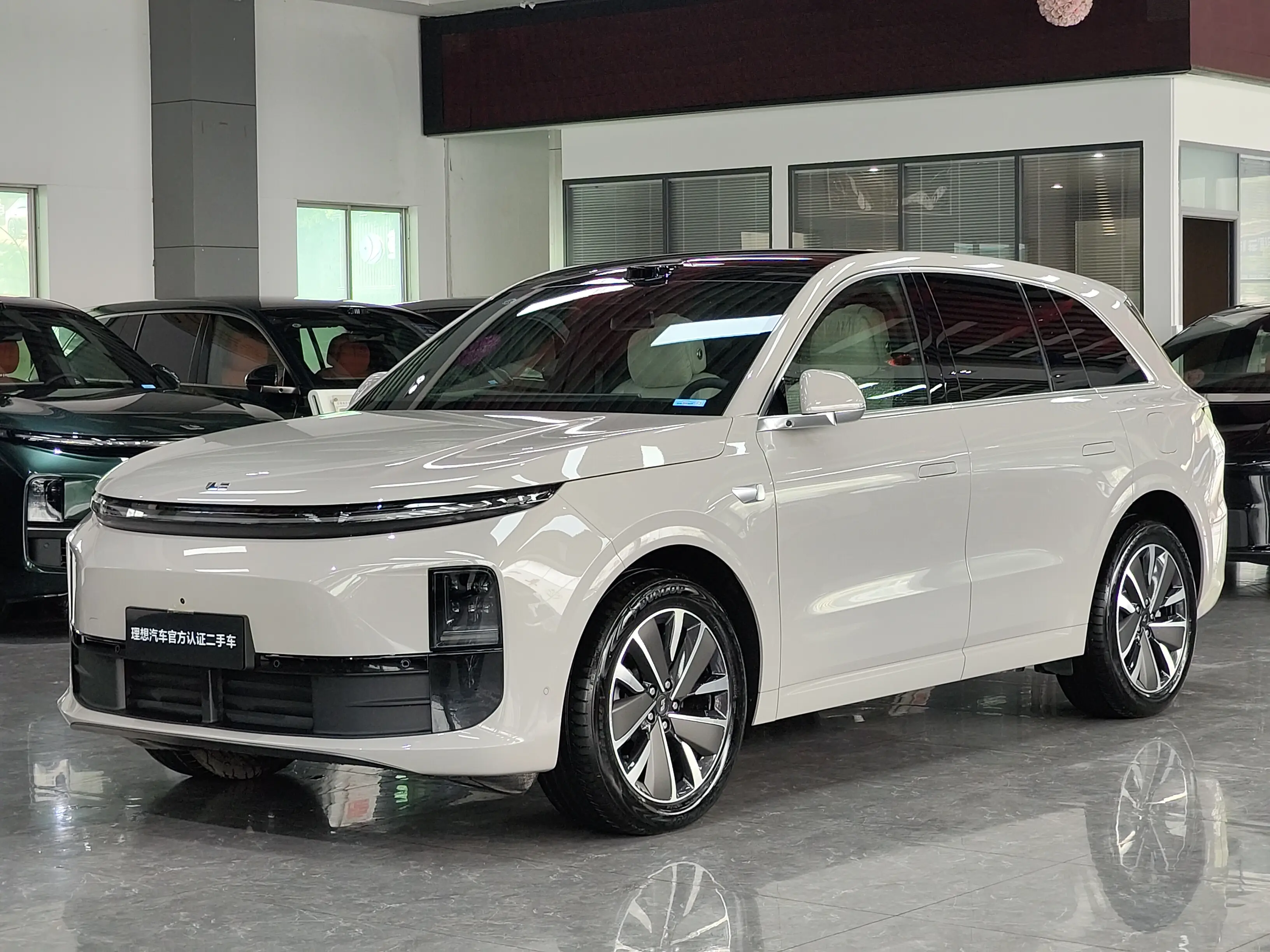 Lixiang L6