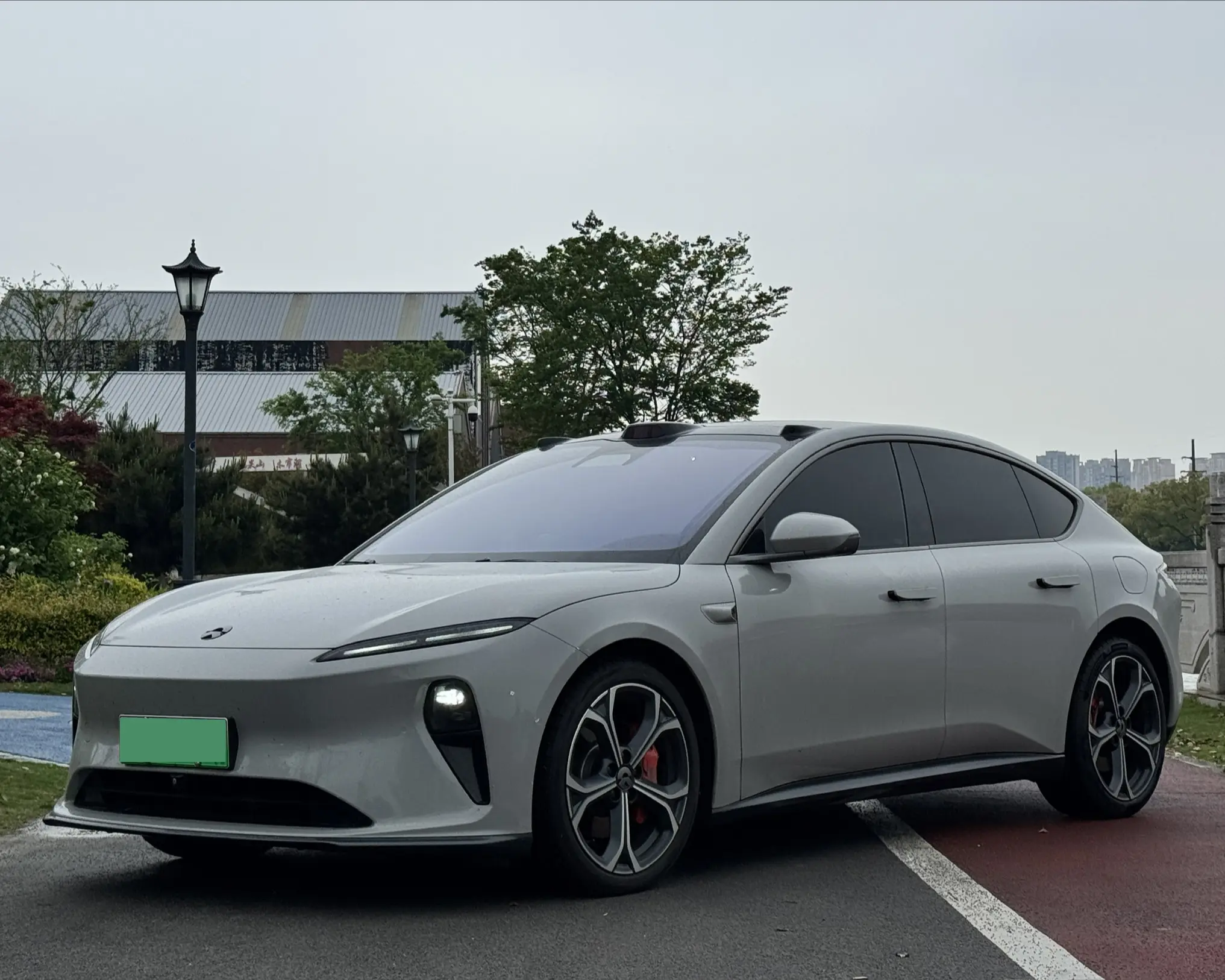 NIO ET5