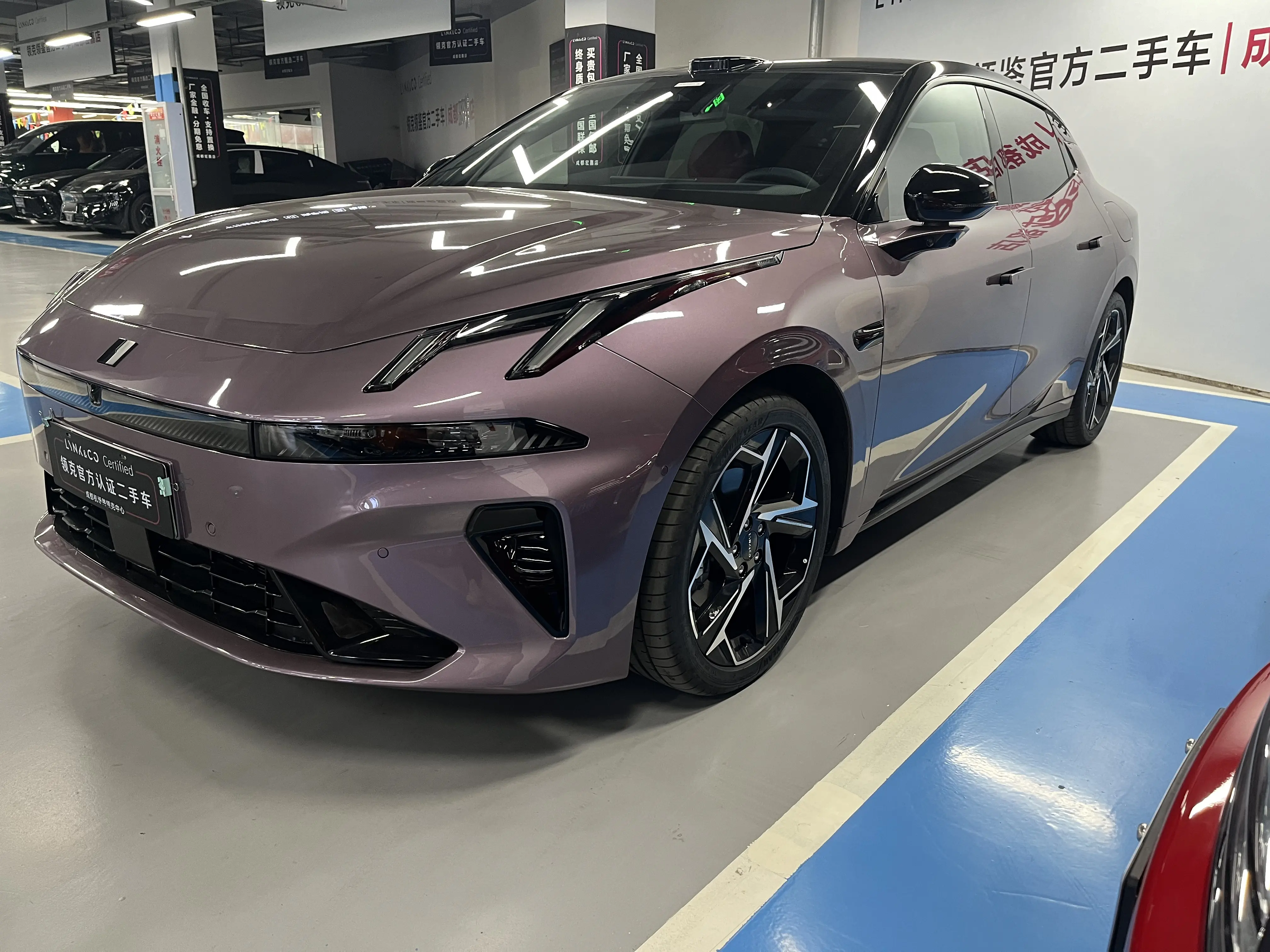 Lynk & Co 07 EM-P