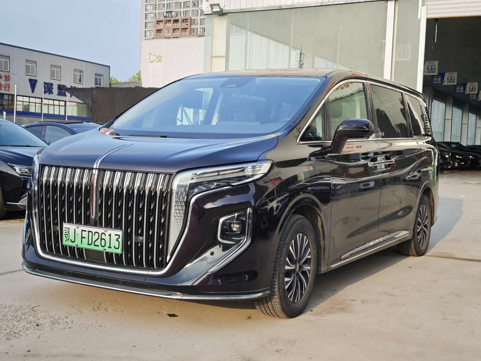 Hongqi HQ9 PHEV