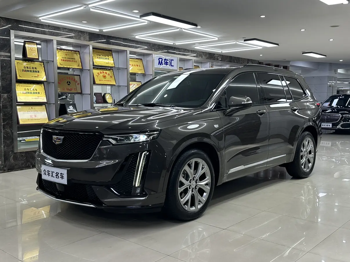 Cadillac XT6