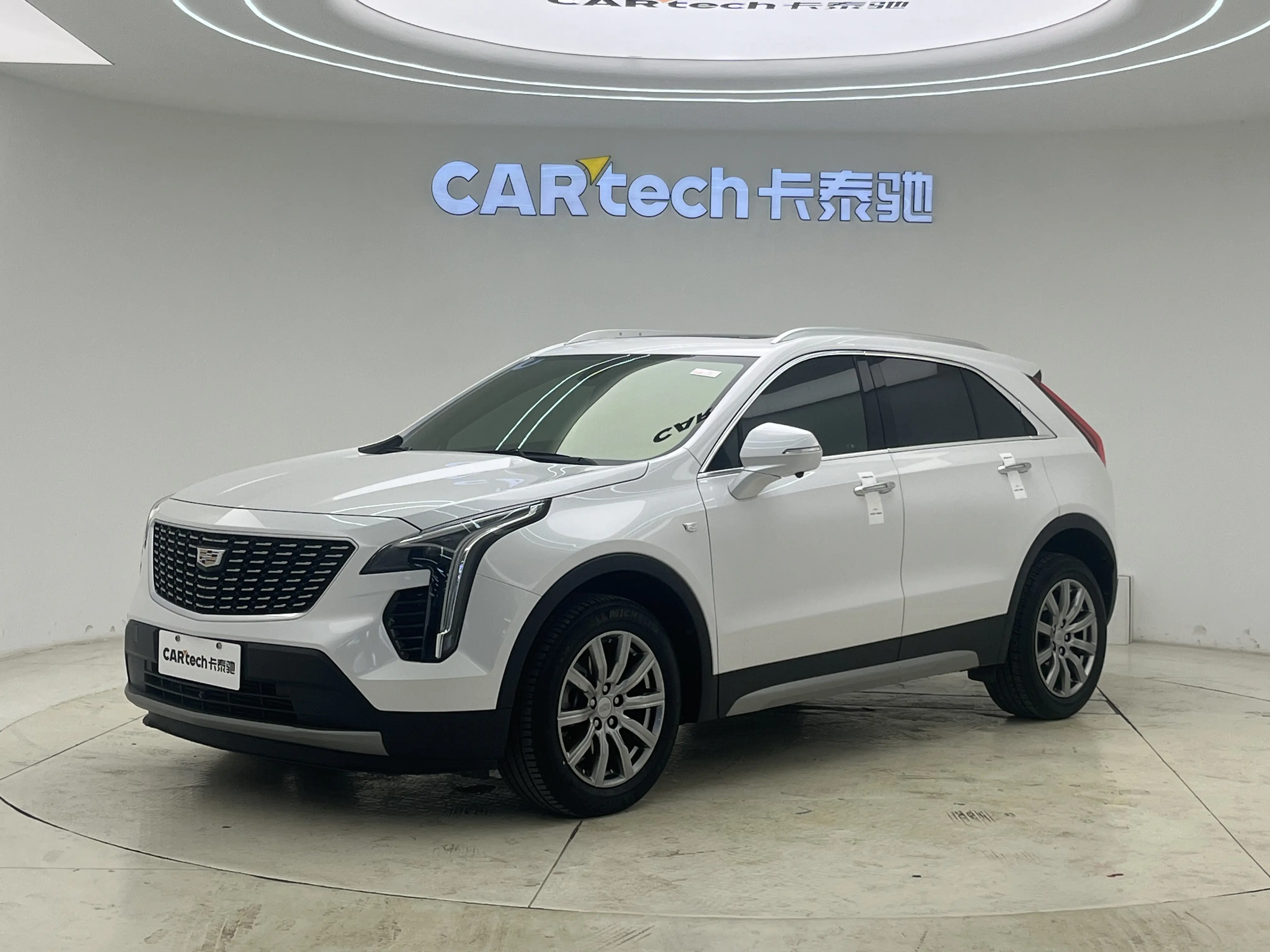 Cadillac XT4