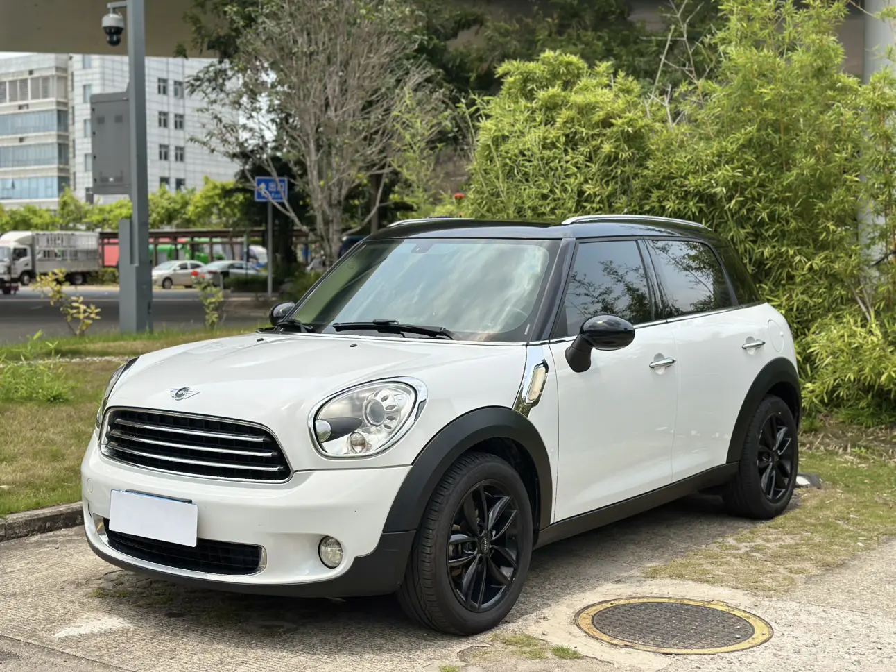 MINI COUNTRYMAN