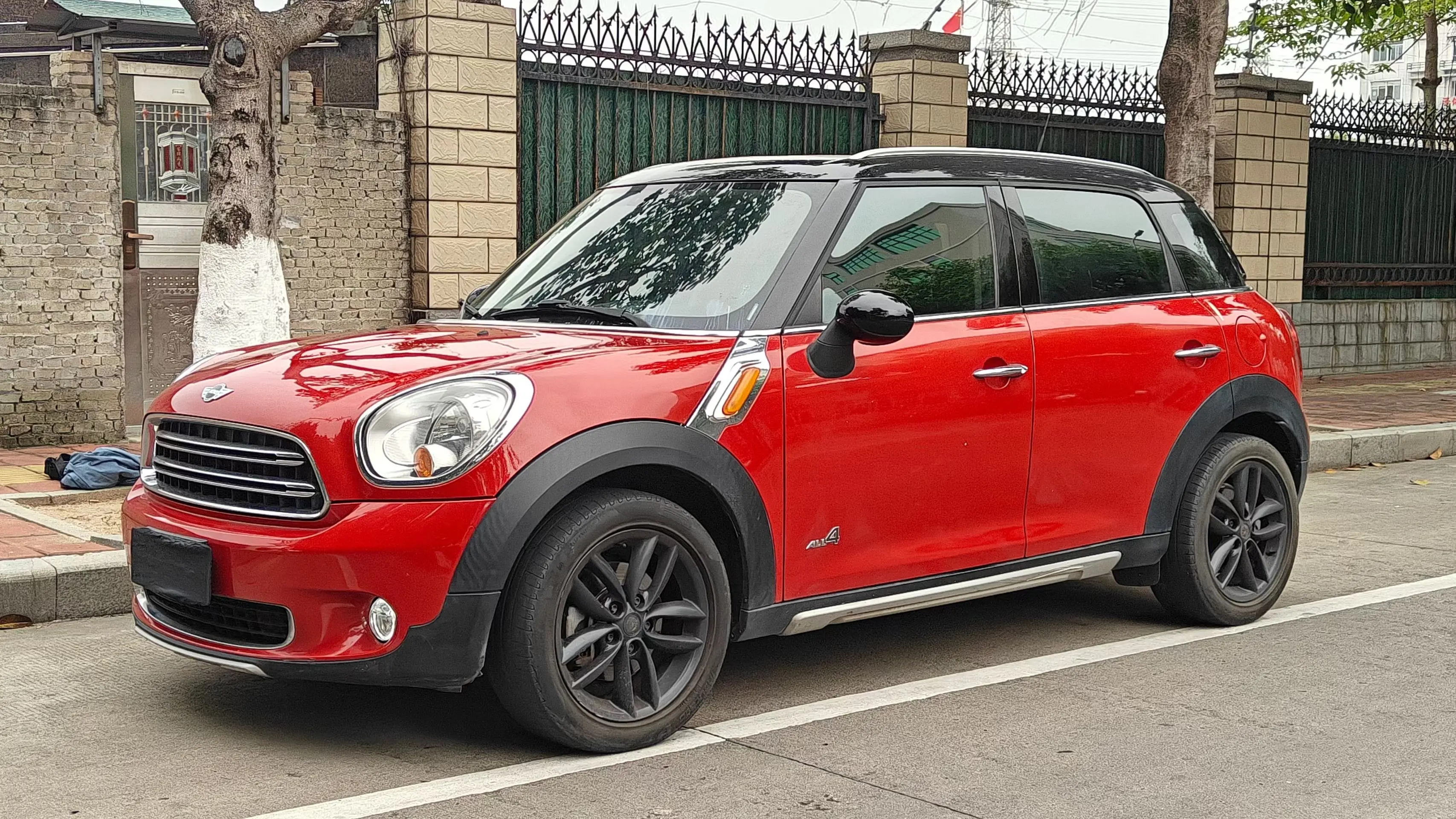 MINI COUNTRYMAN