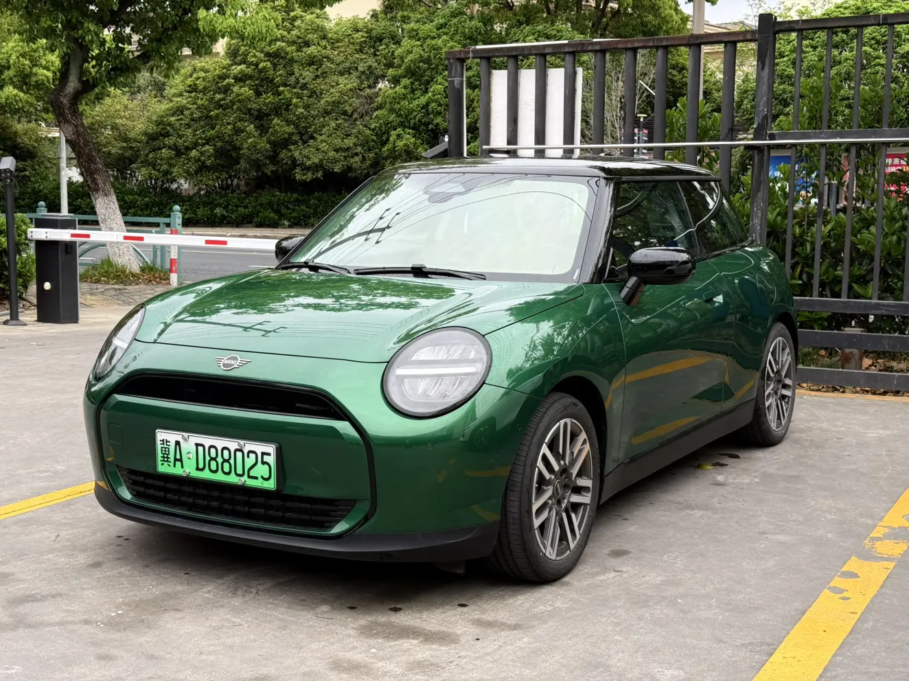 MINI ELECTRIC  COOPER