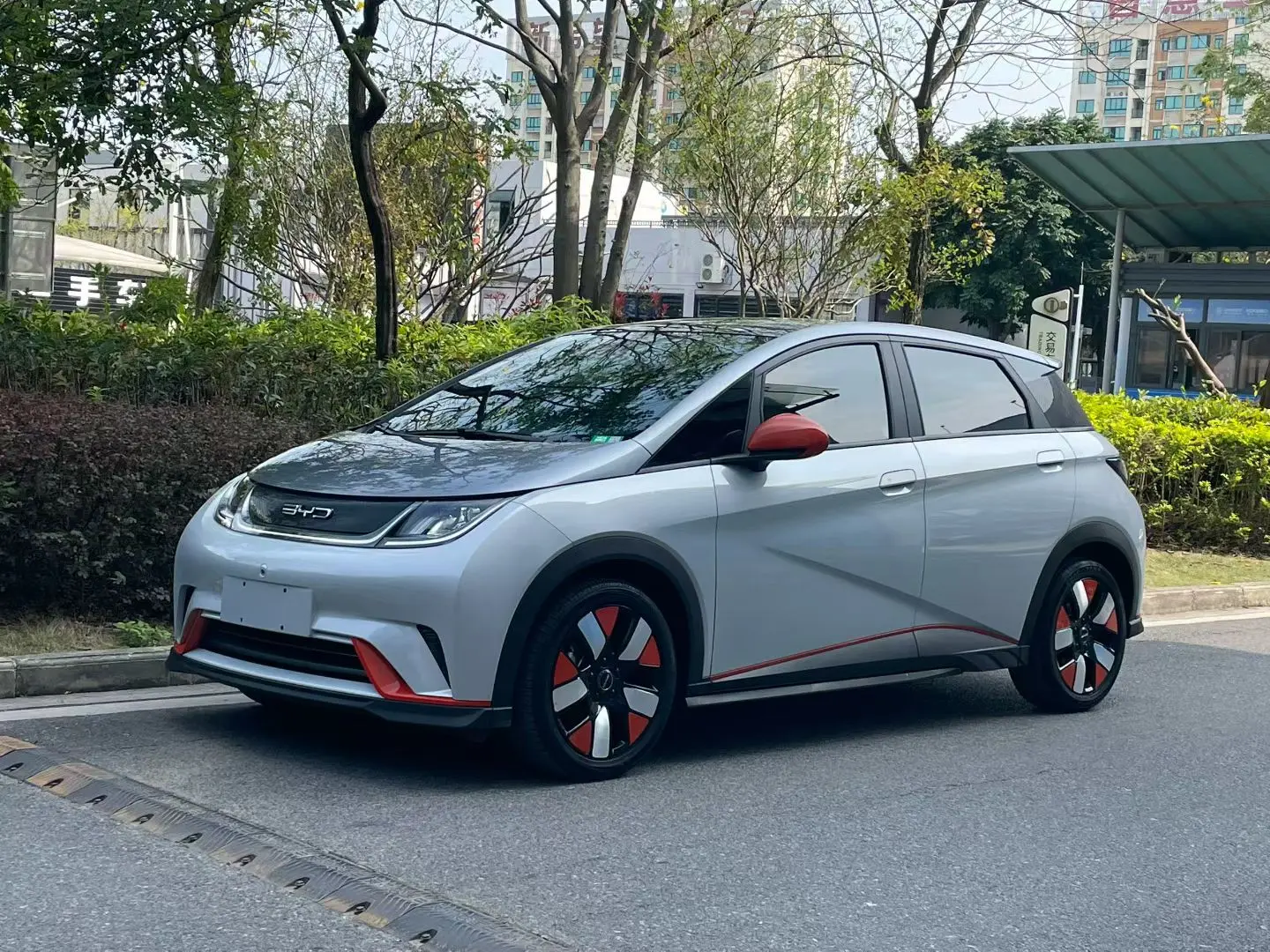 BYD Dolphin