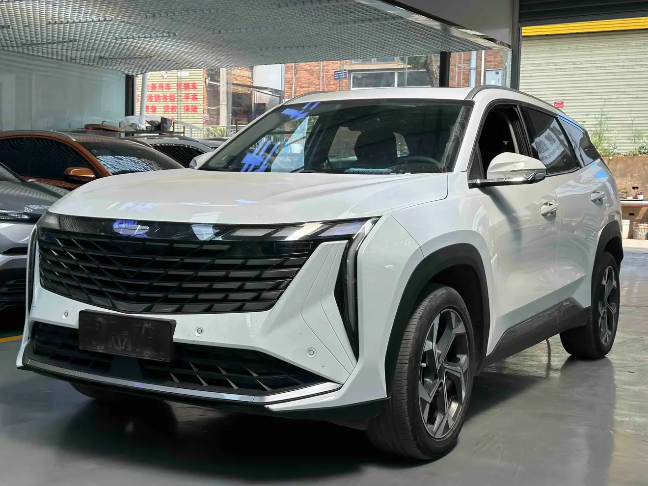 Geely Atlas L