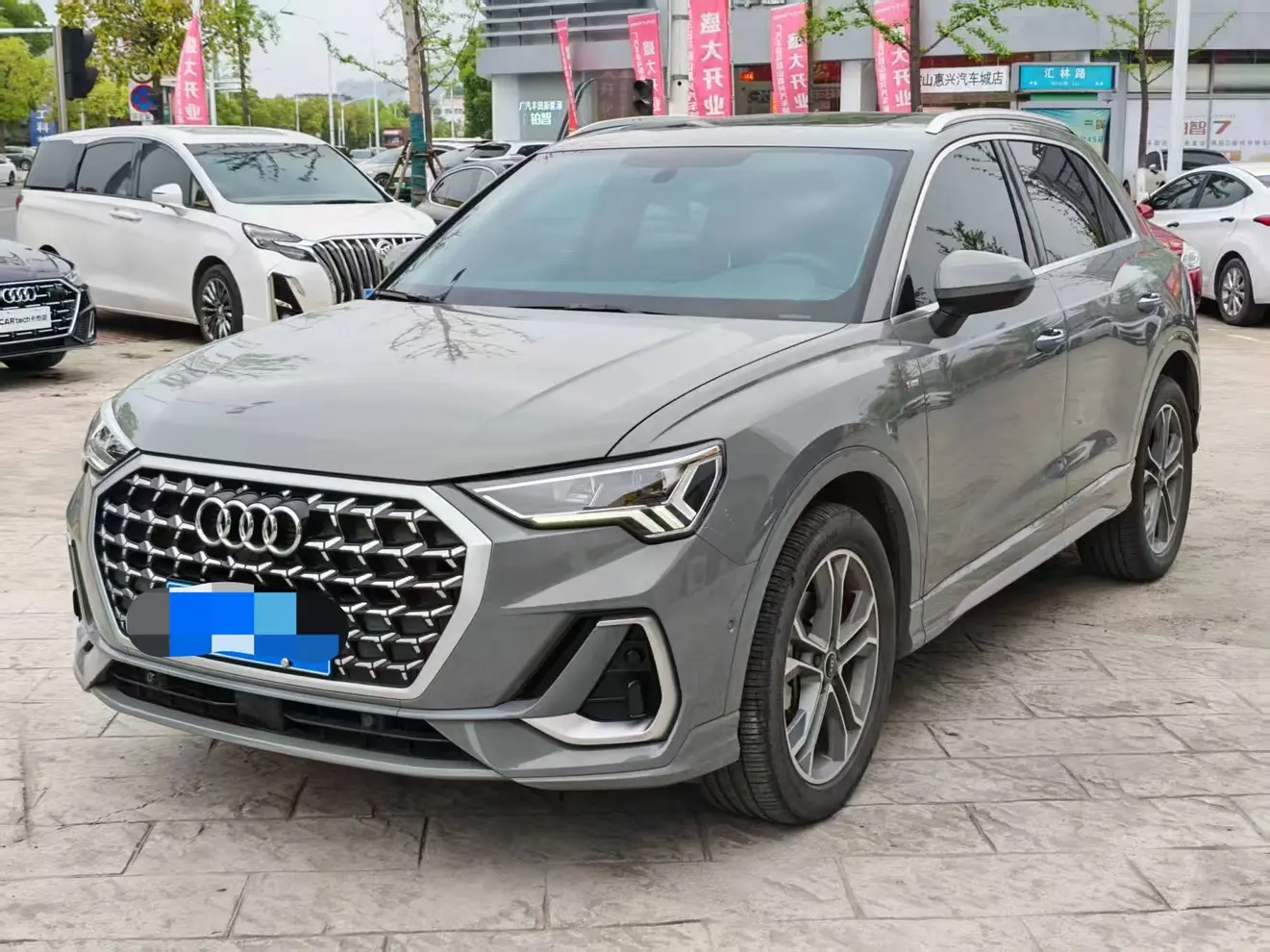Audi Q3