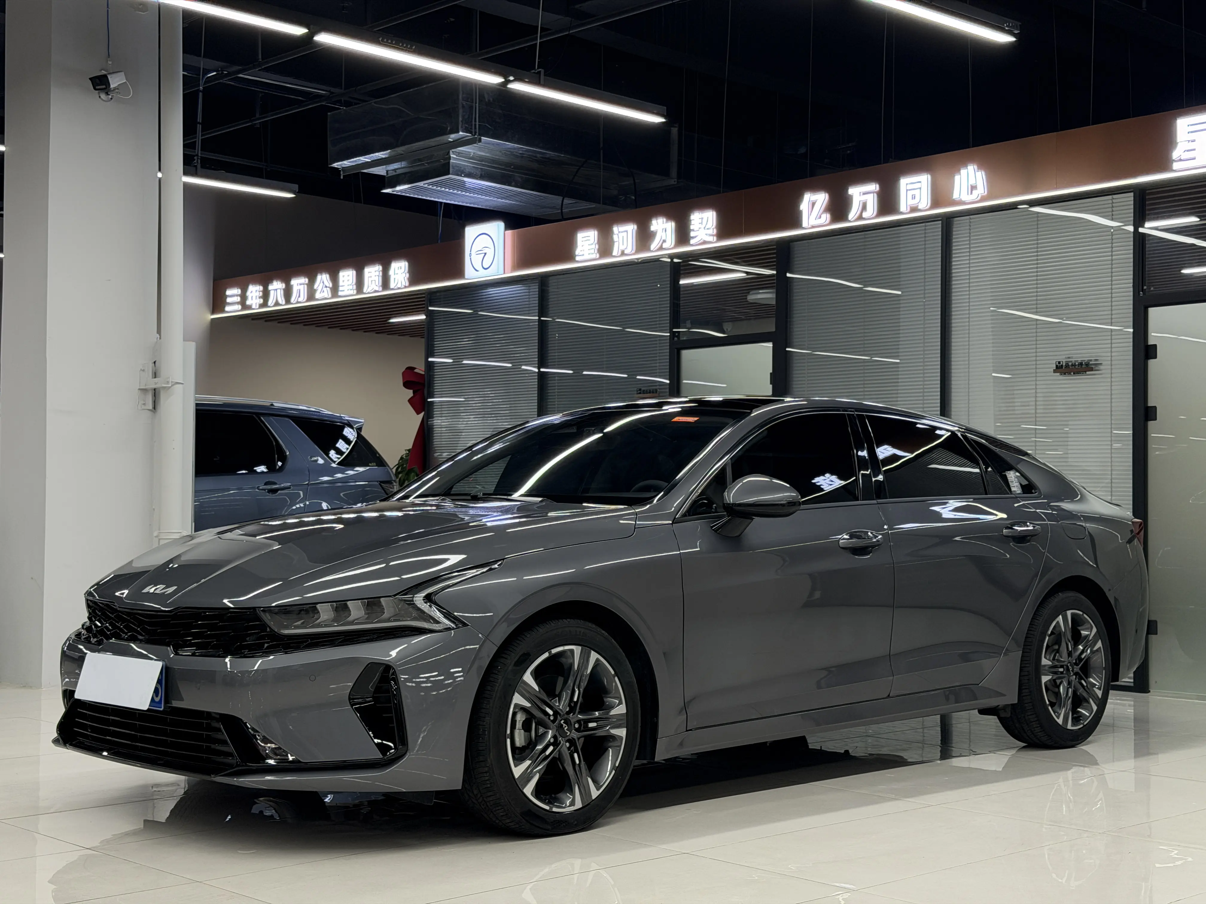Kia K5