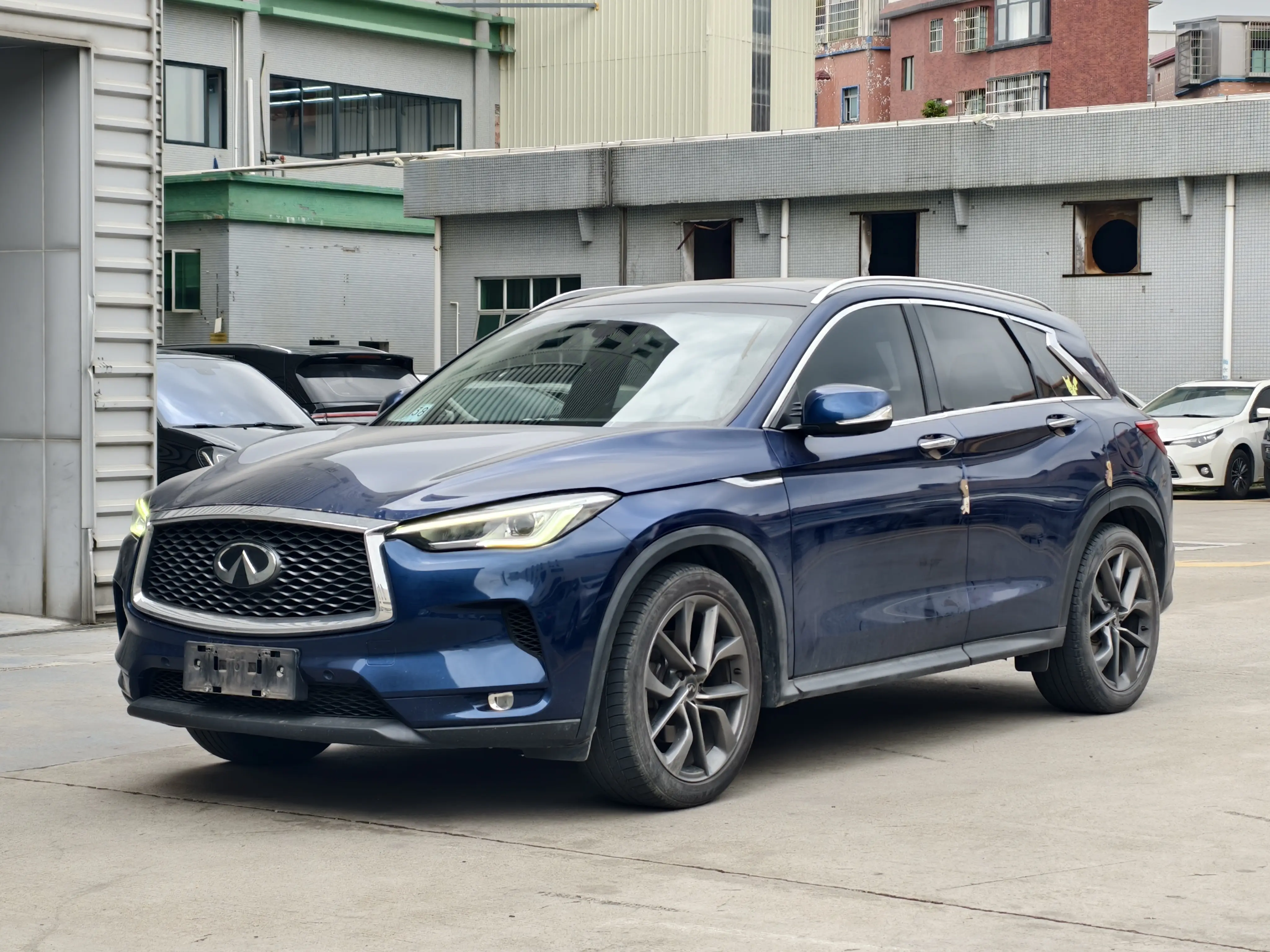 Infiniti QX50