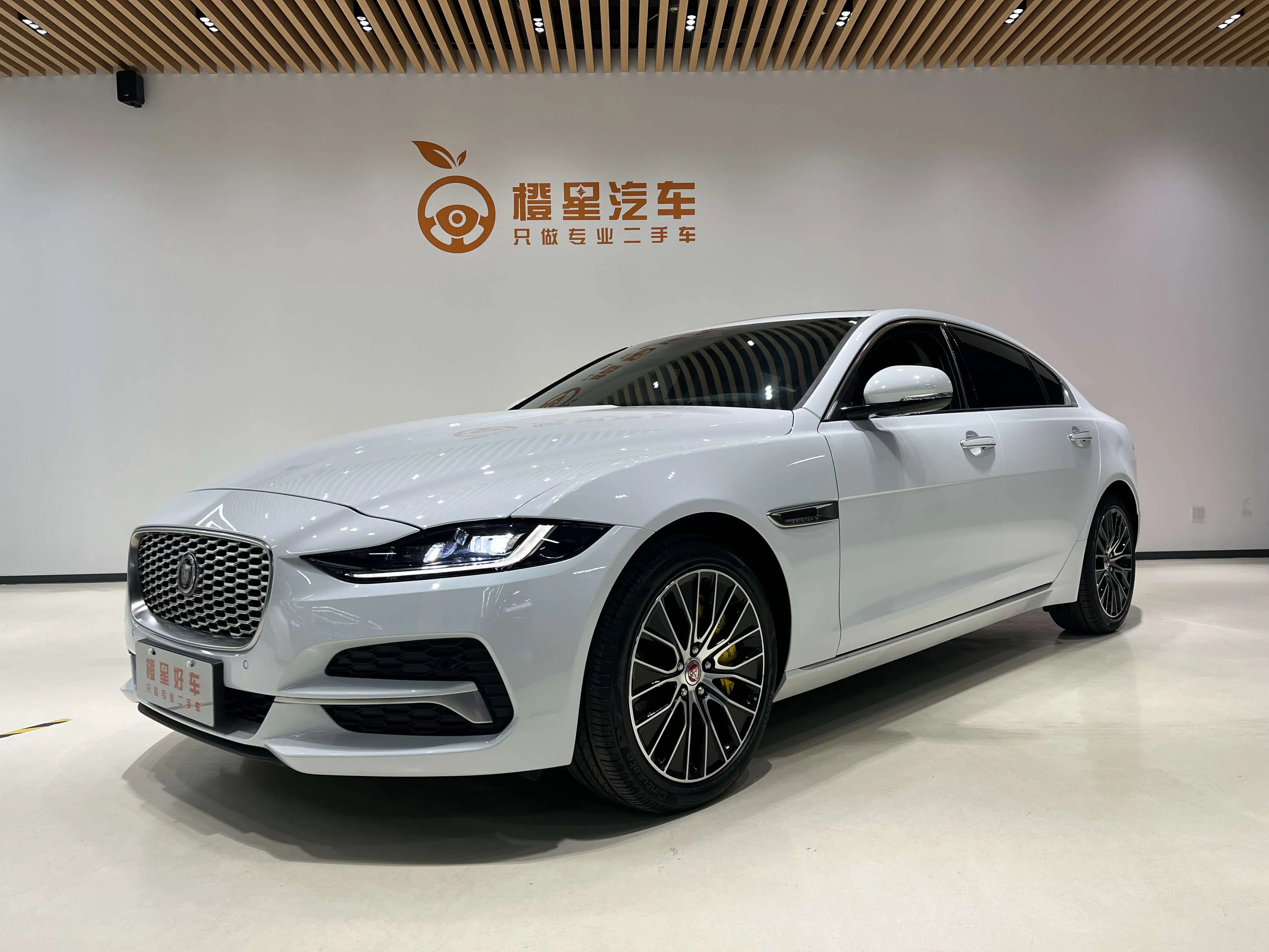 Jaguar XEL