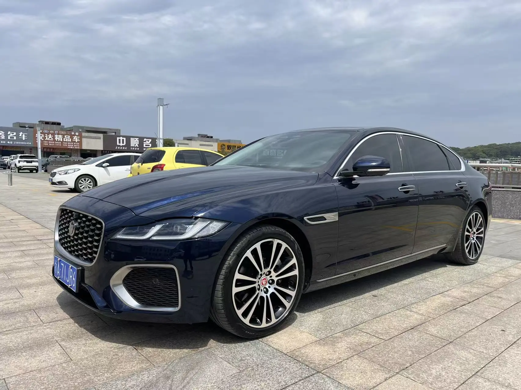 Jaguar XFL