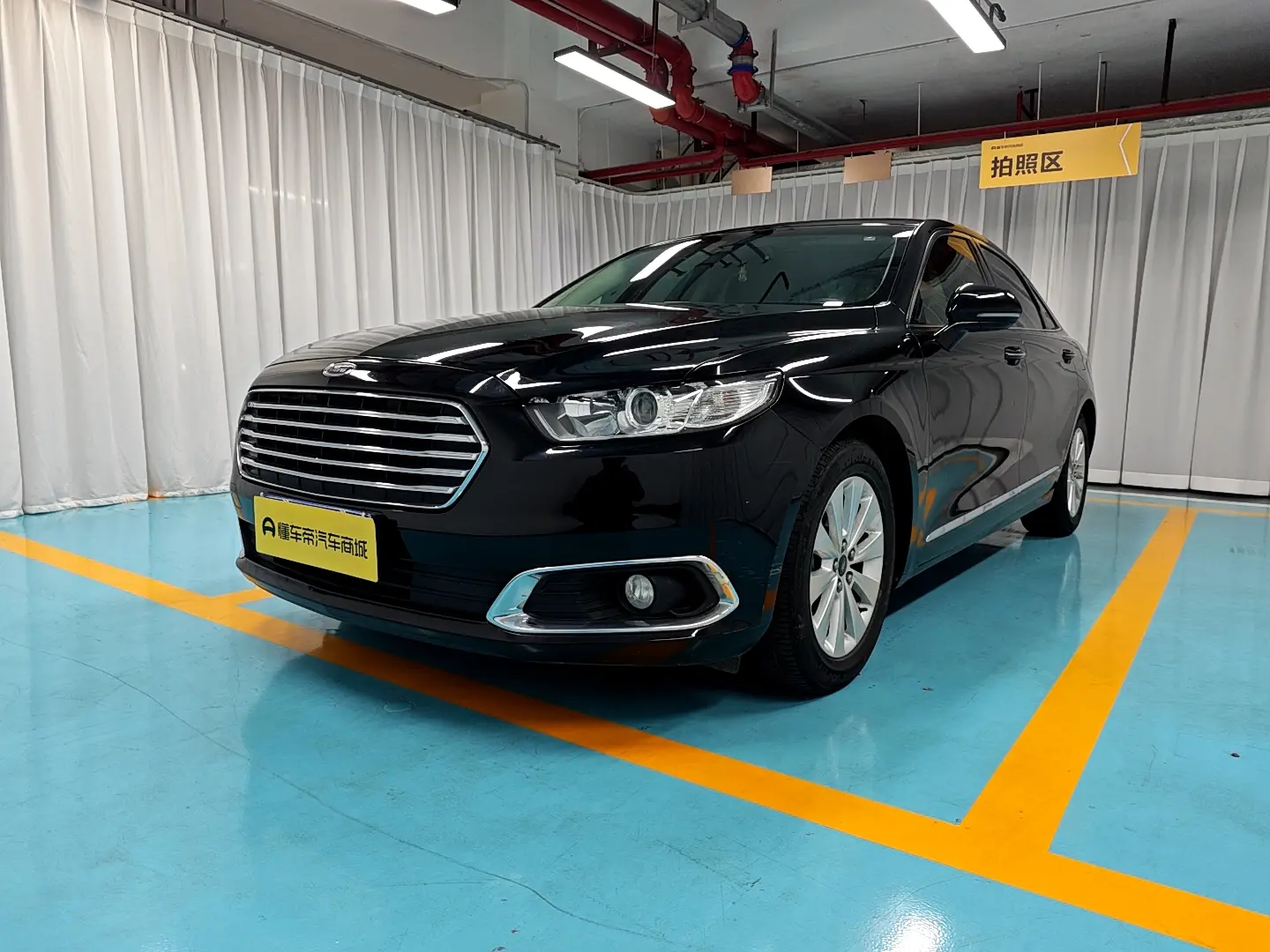 Ford Taurus
