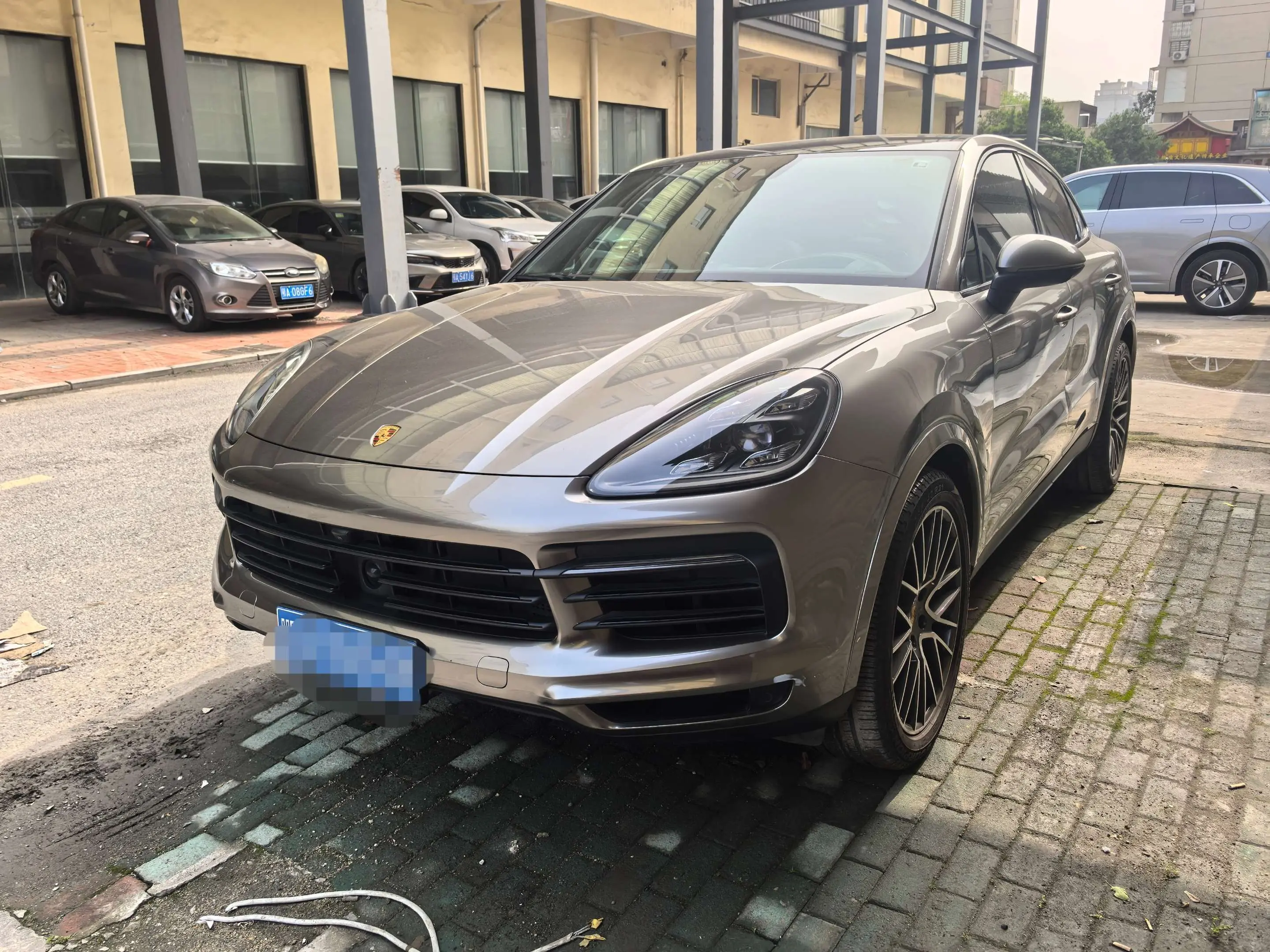 Porsche Cayenne Coupe