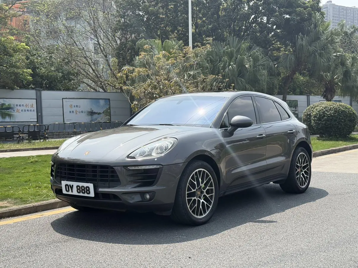 Porsche Macan