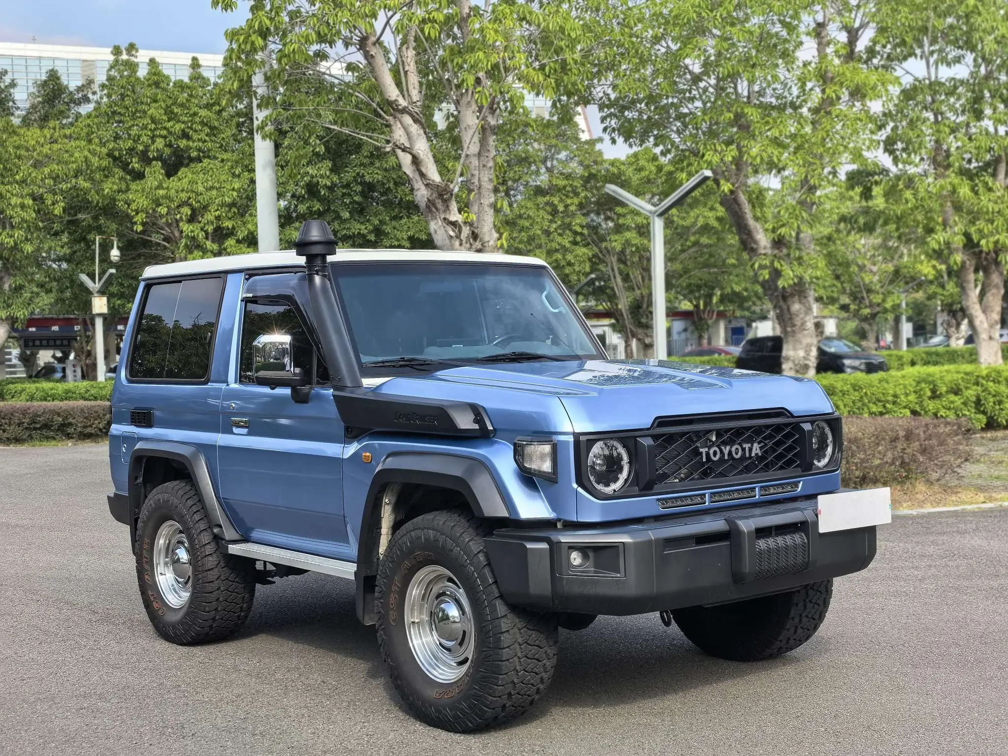 Toyota Land Cruiser 70 Series
