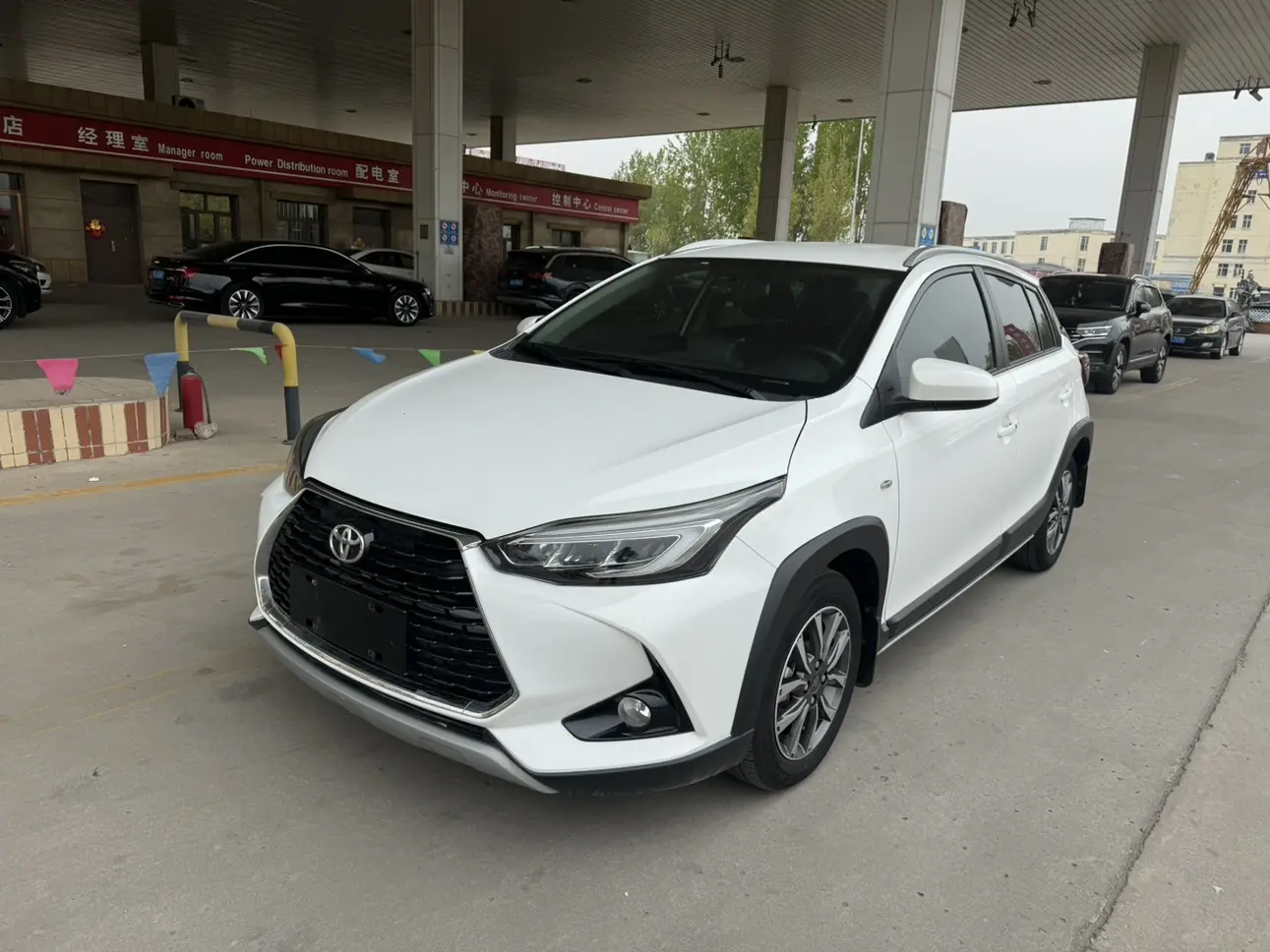 Toyota Yaris L