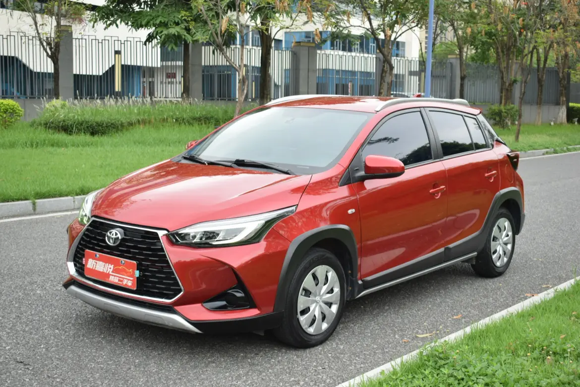Toyota Yaris L