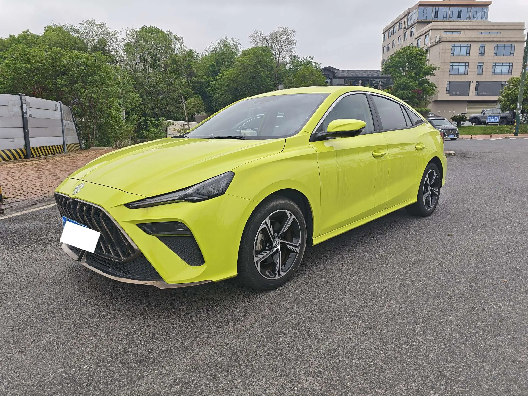 MG 5 Scorpio
