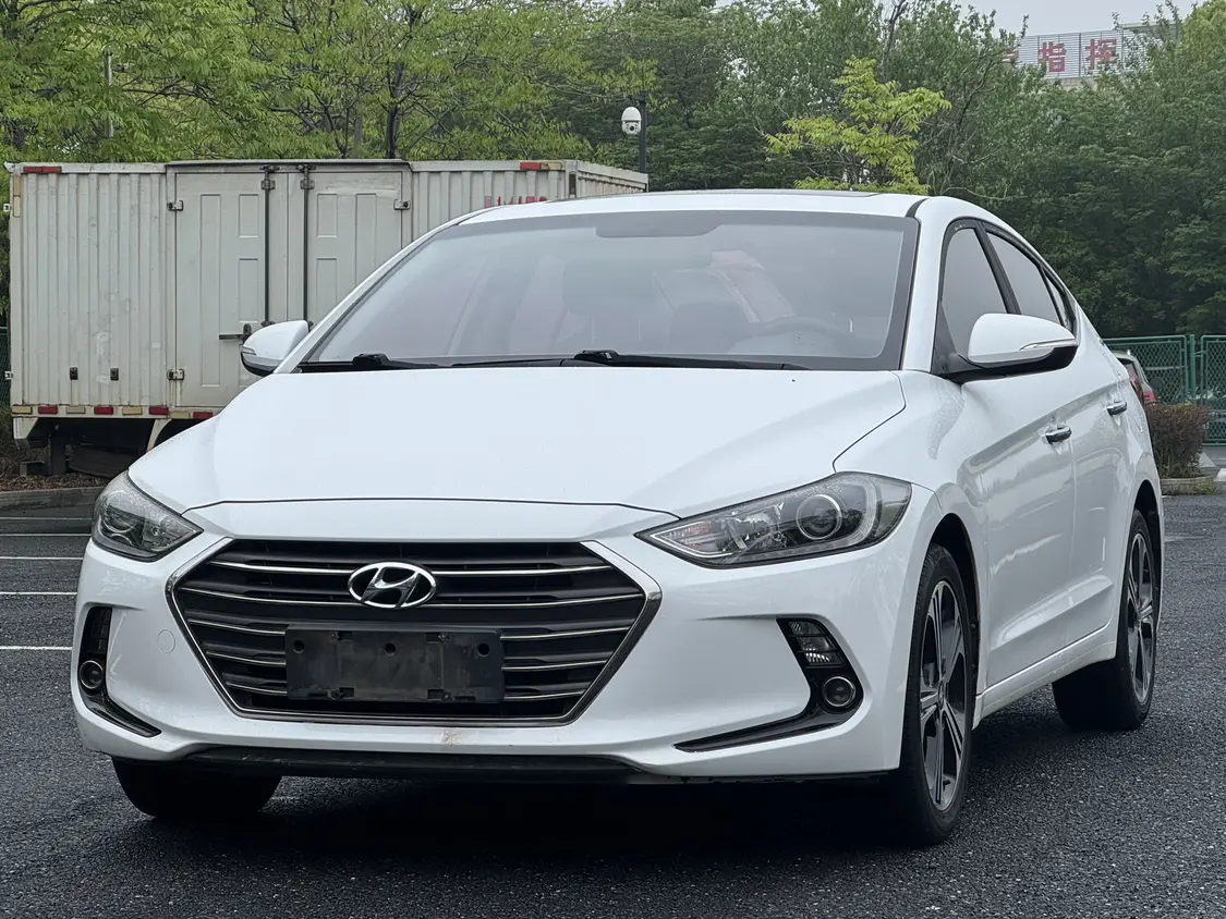 Hyundai Lead