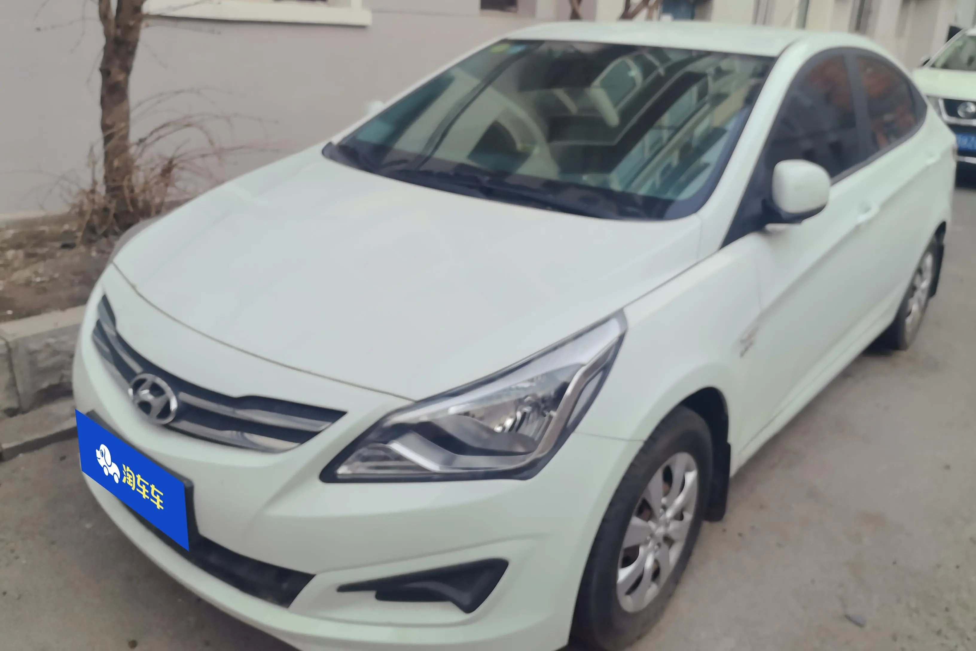 Hyundai Verna