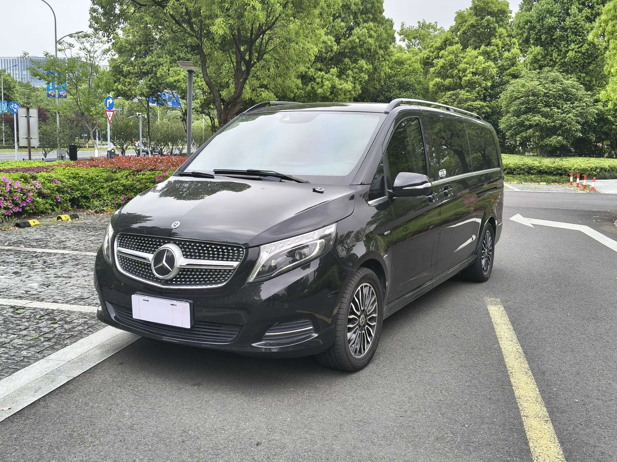 Mercedes-Benz Mercedes Benz V Class