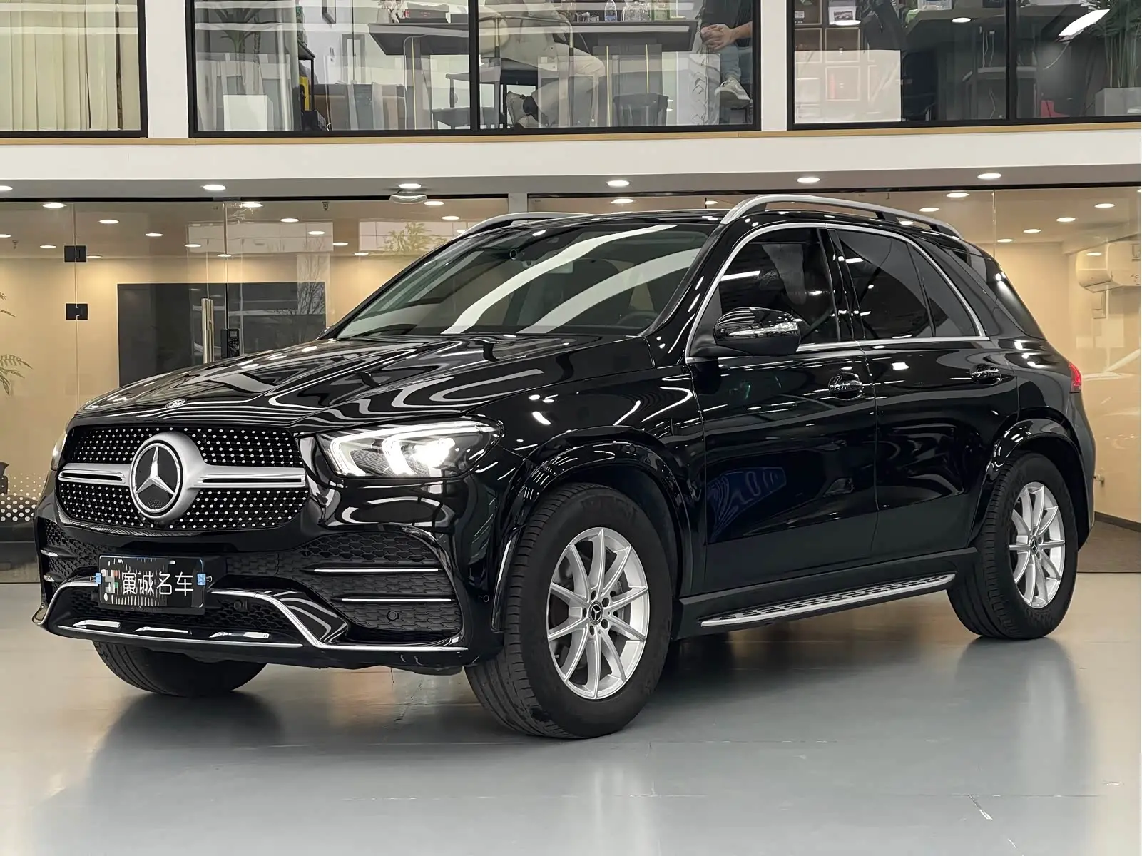 Mercedes-Benz GLE (Imported)