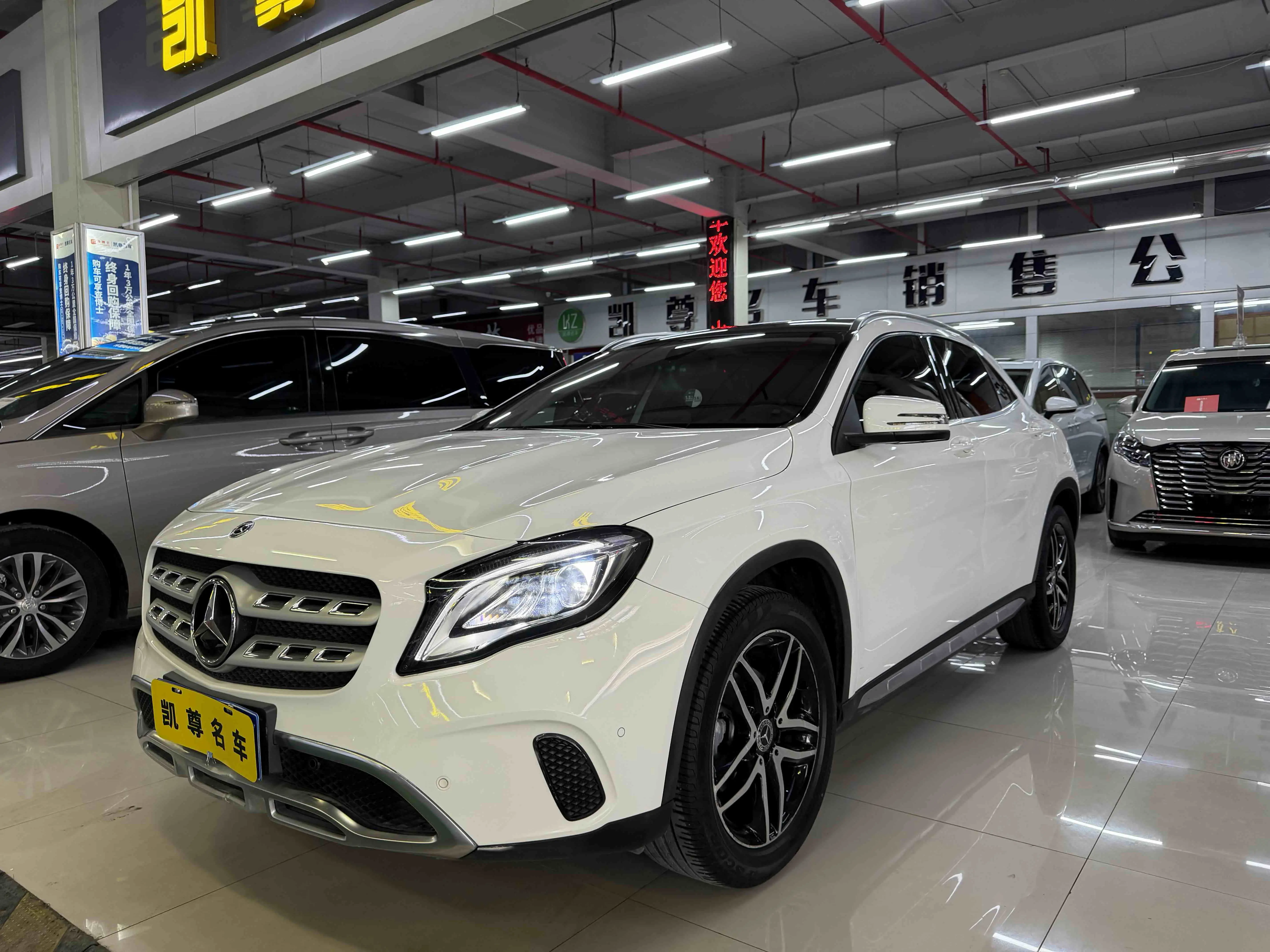 Mercedes-Benz GLA