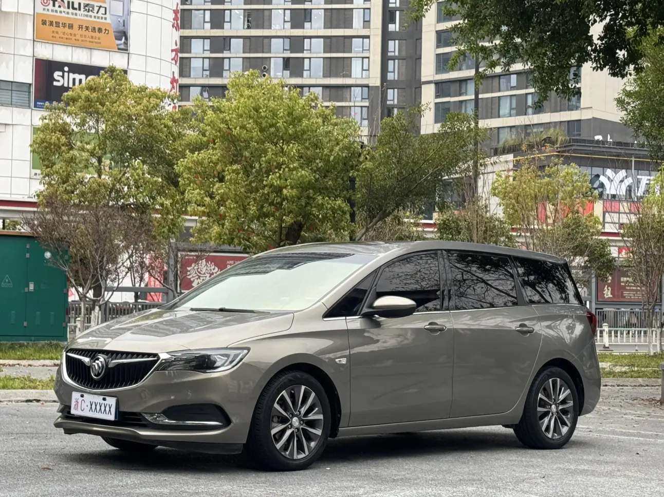 Buick GL6