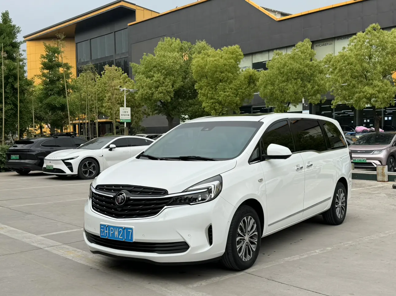 Buick GL8