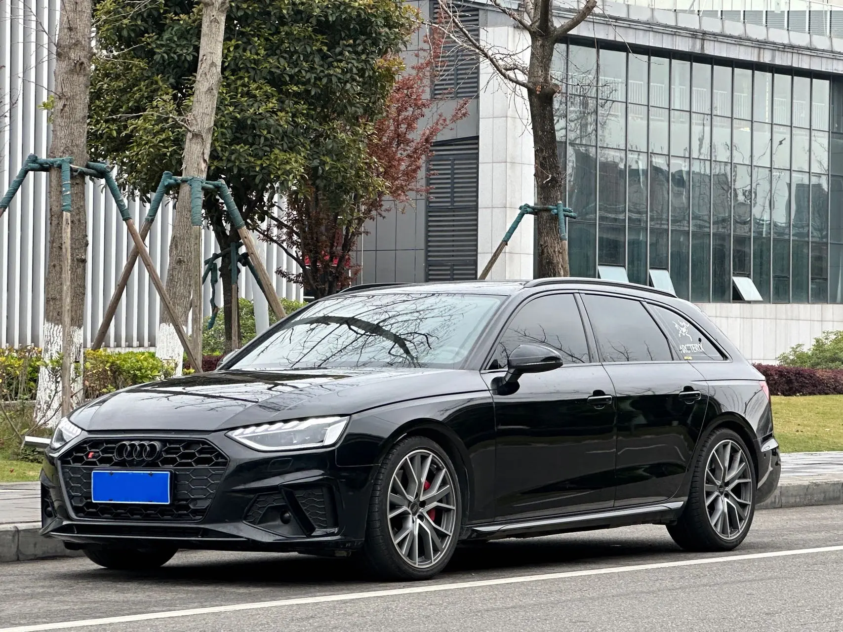 Audi S4