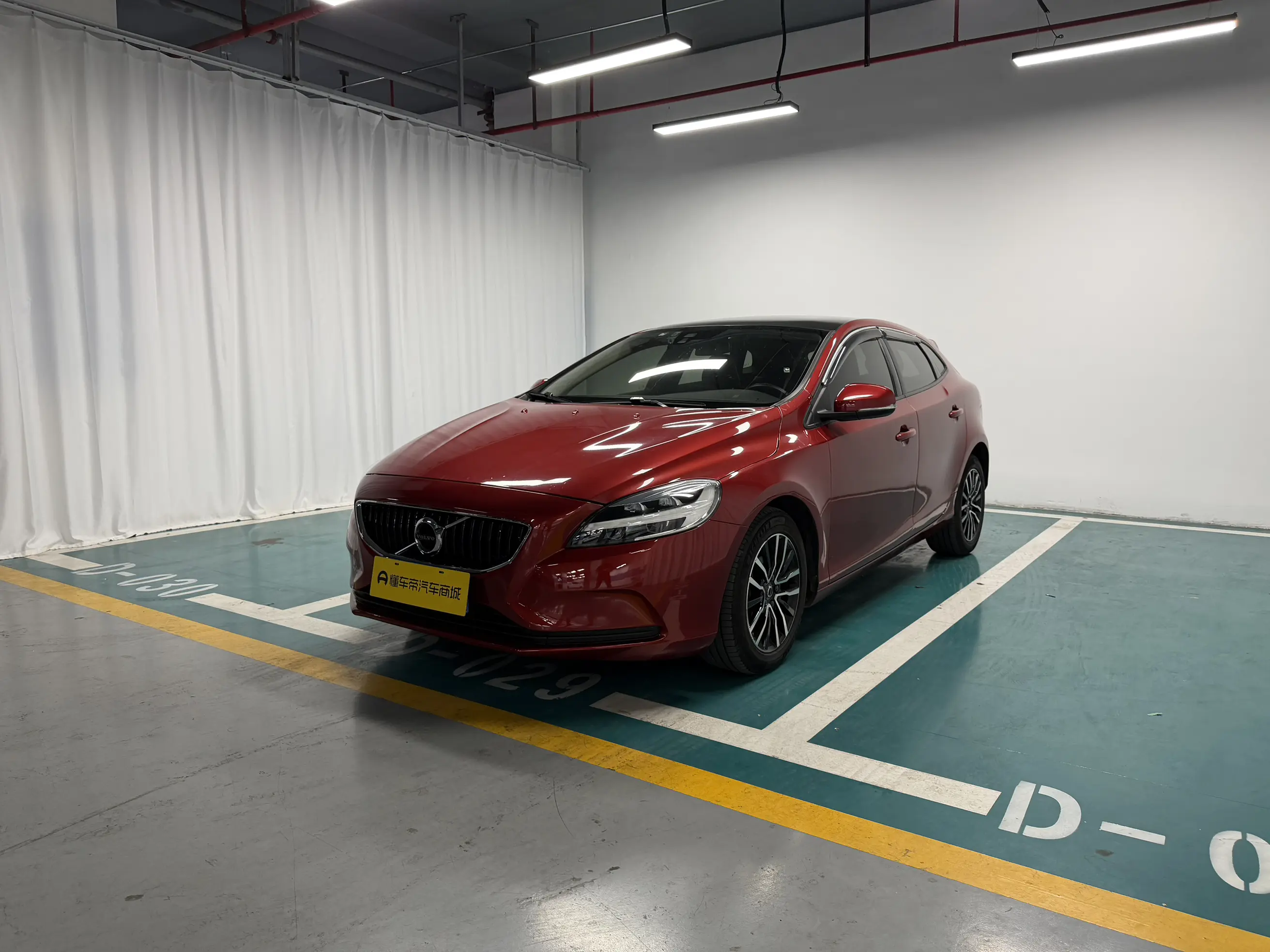 Volvo V40