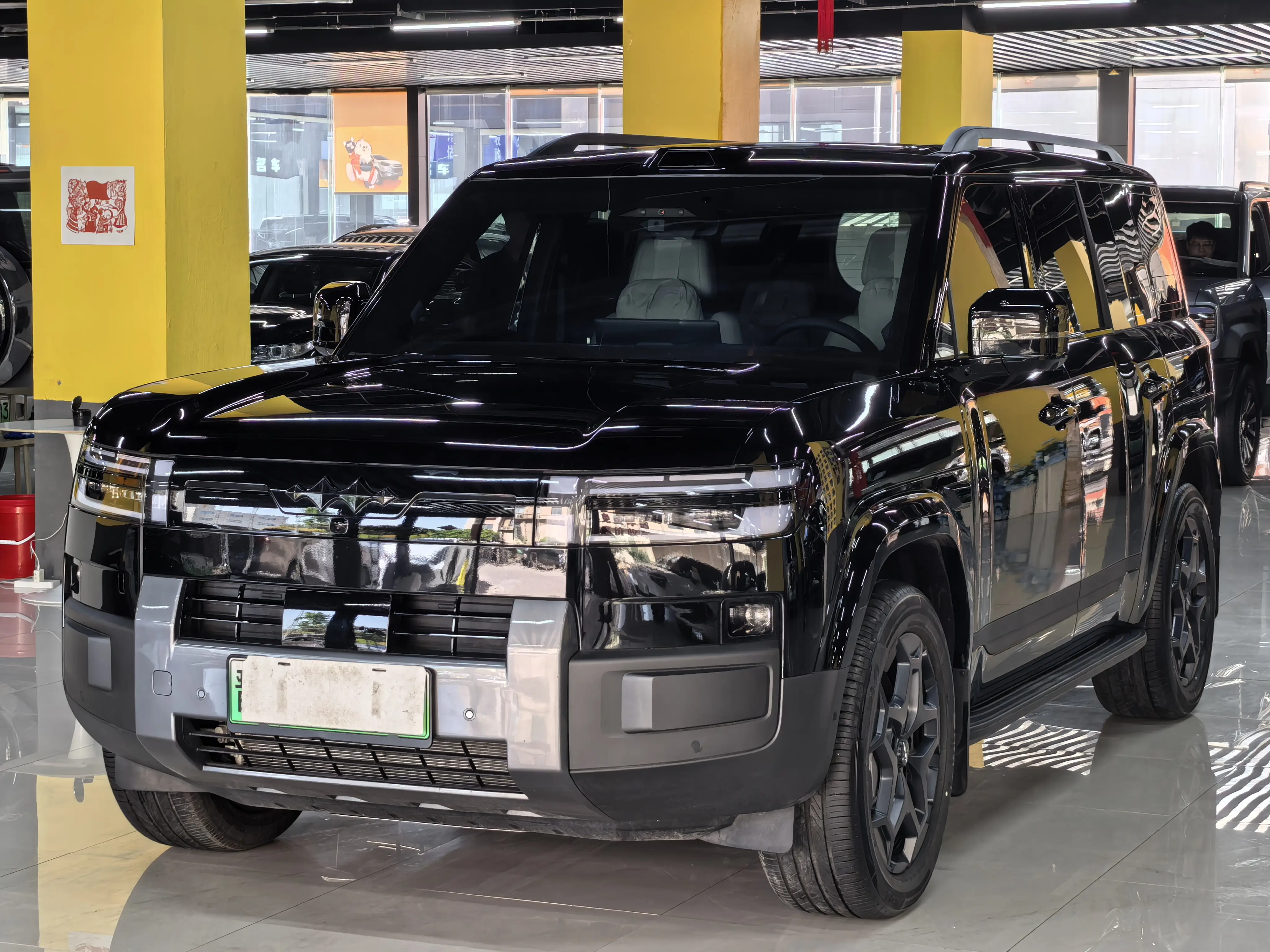BYD Leopard Titanium 7 PHEV