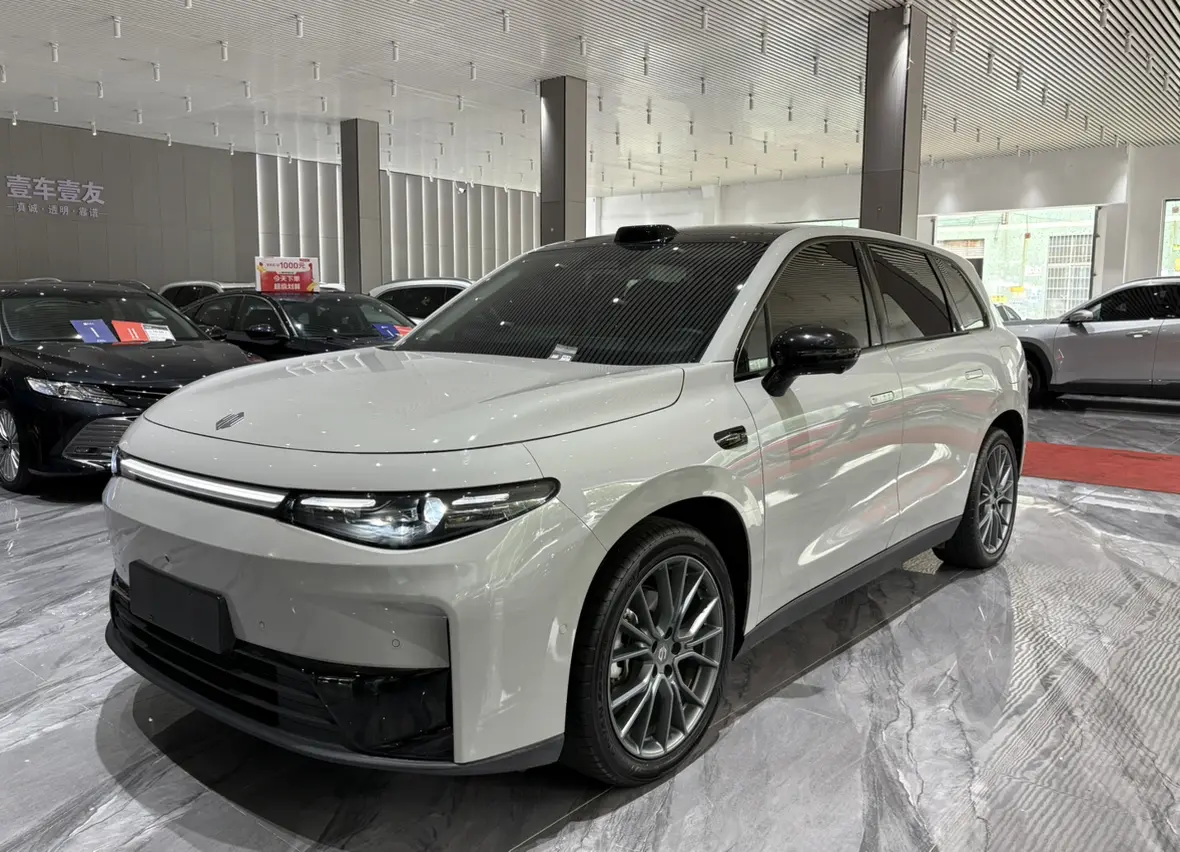 Leapmotor Zero running C10